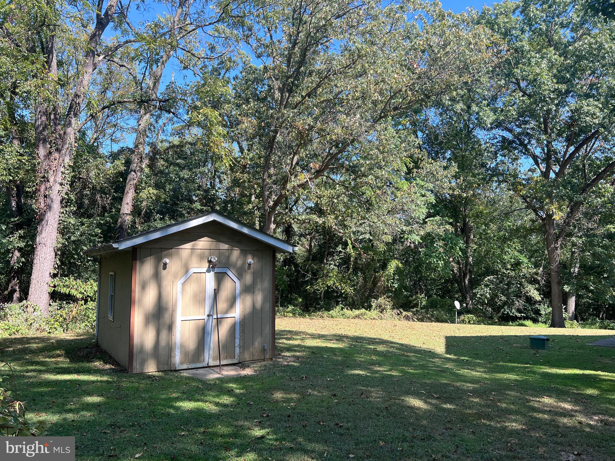 SPRING HOLLOW ESTATES - Residential