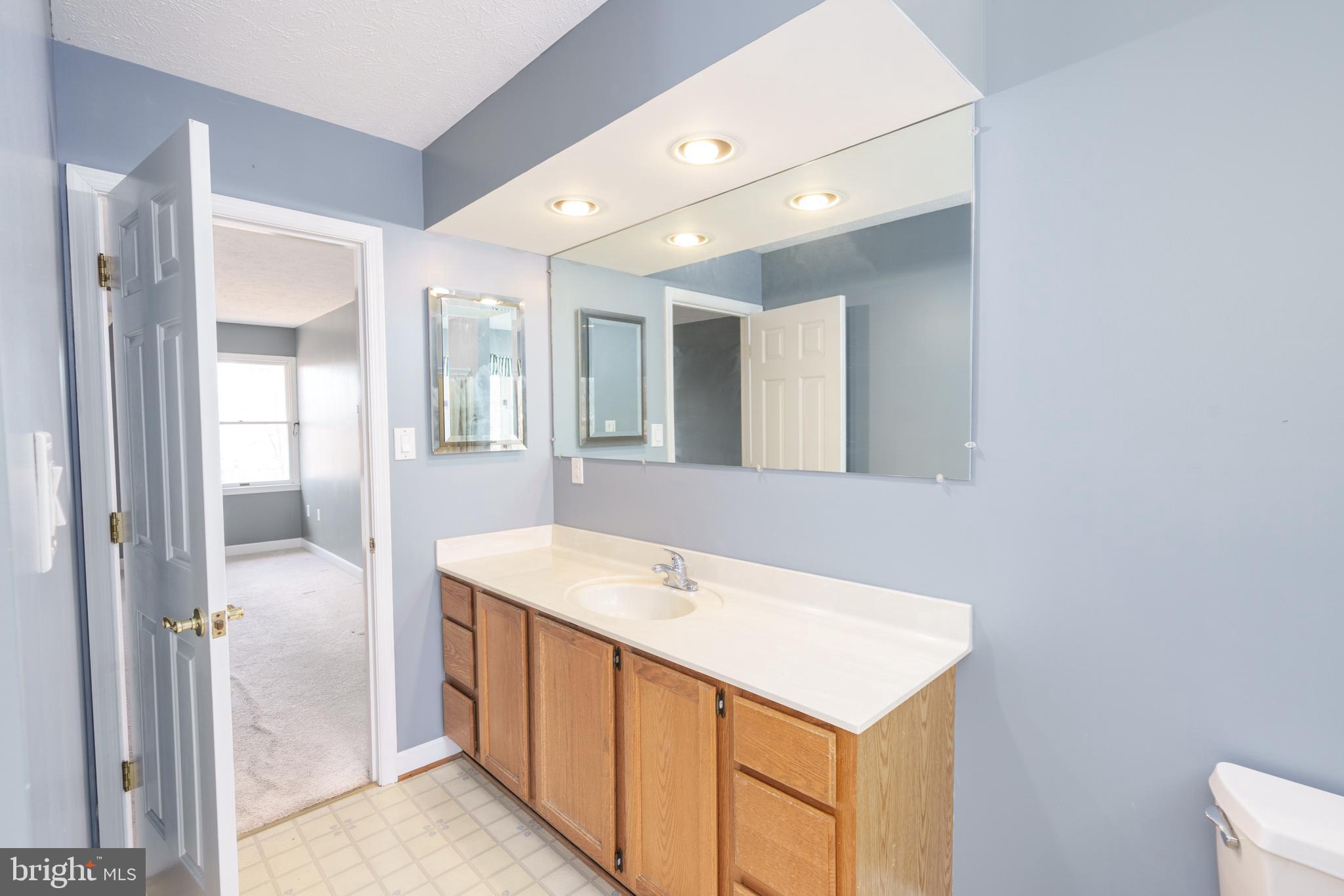 SPRING HOLLOW ESTATES - Residential