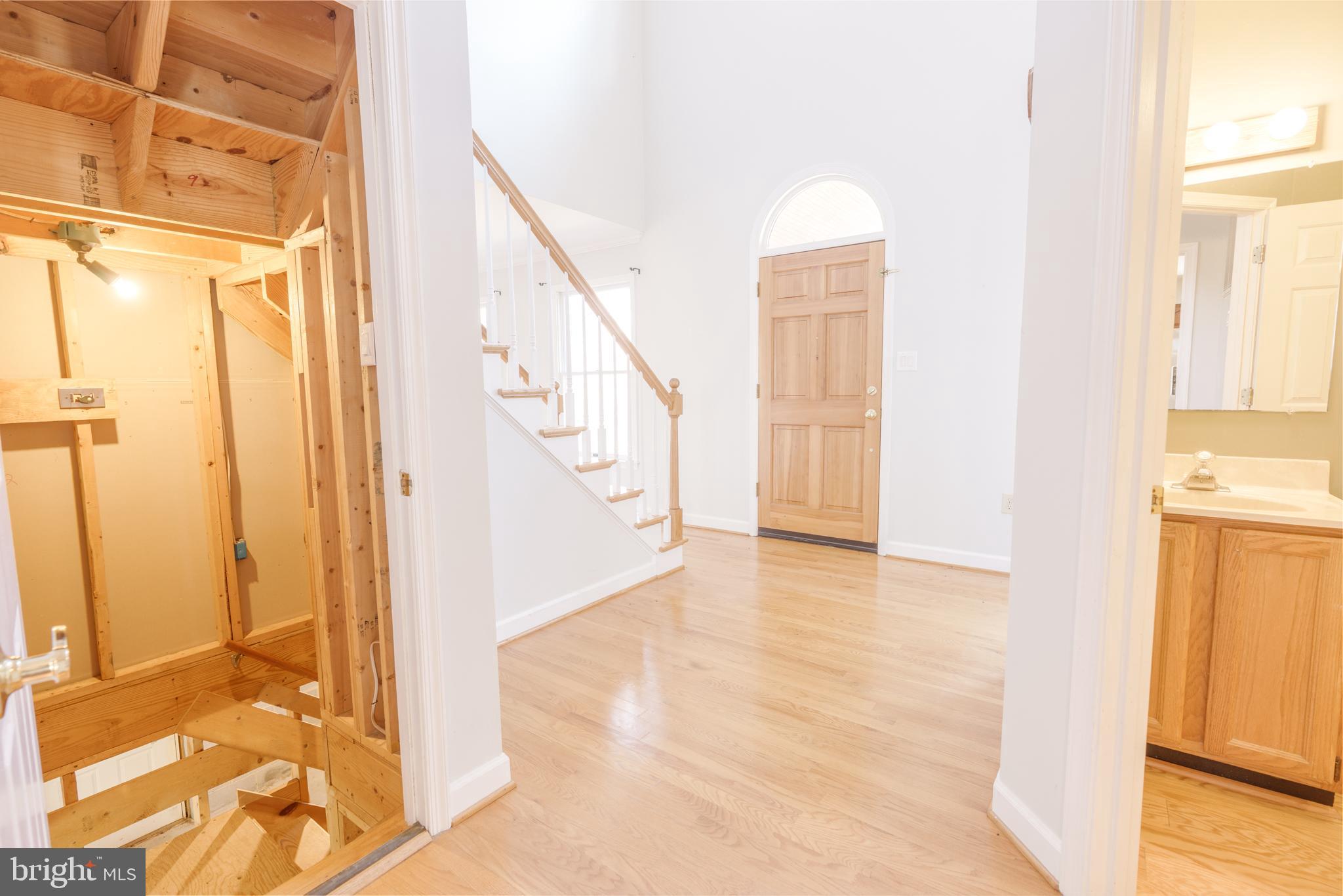 SPRING HOLLOW ESTATES - Residential