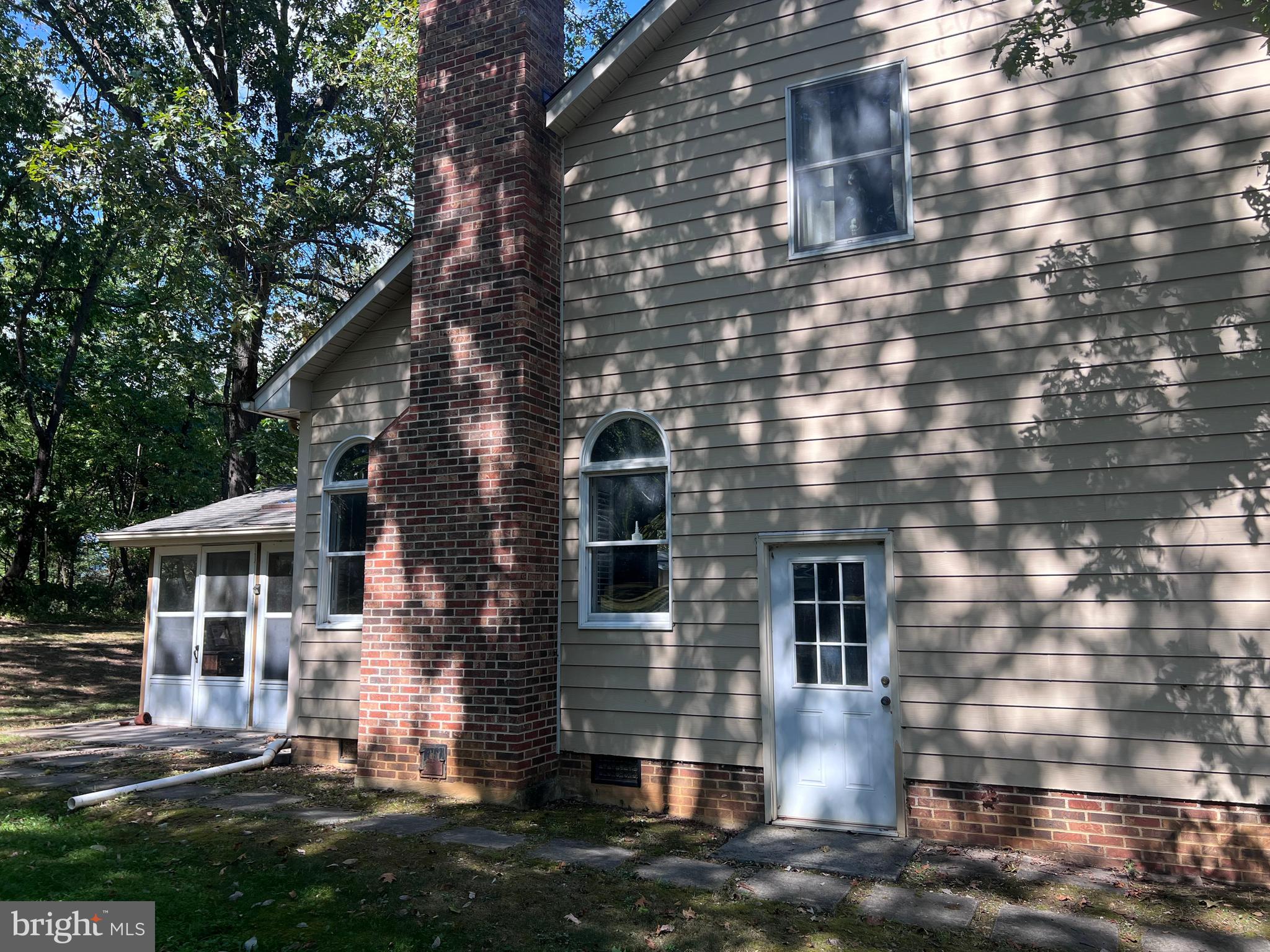 SPRING HOLLOW ESTATES - Residential