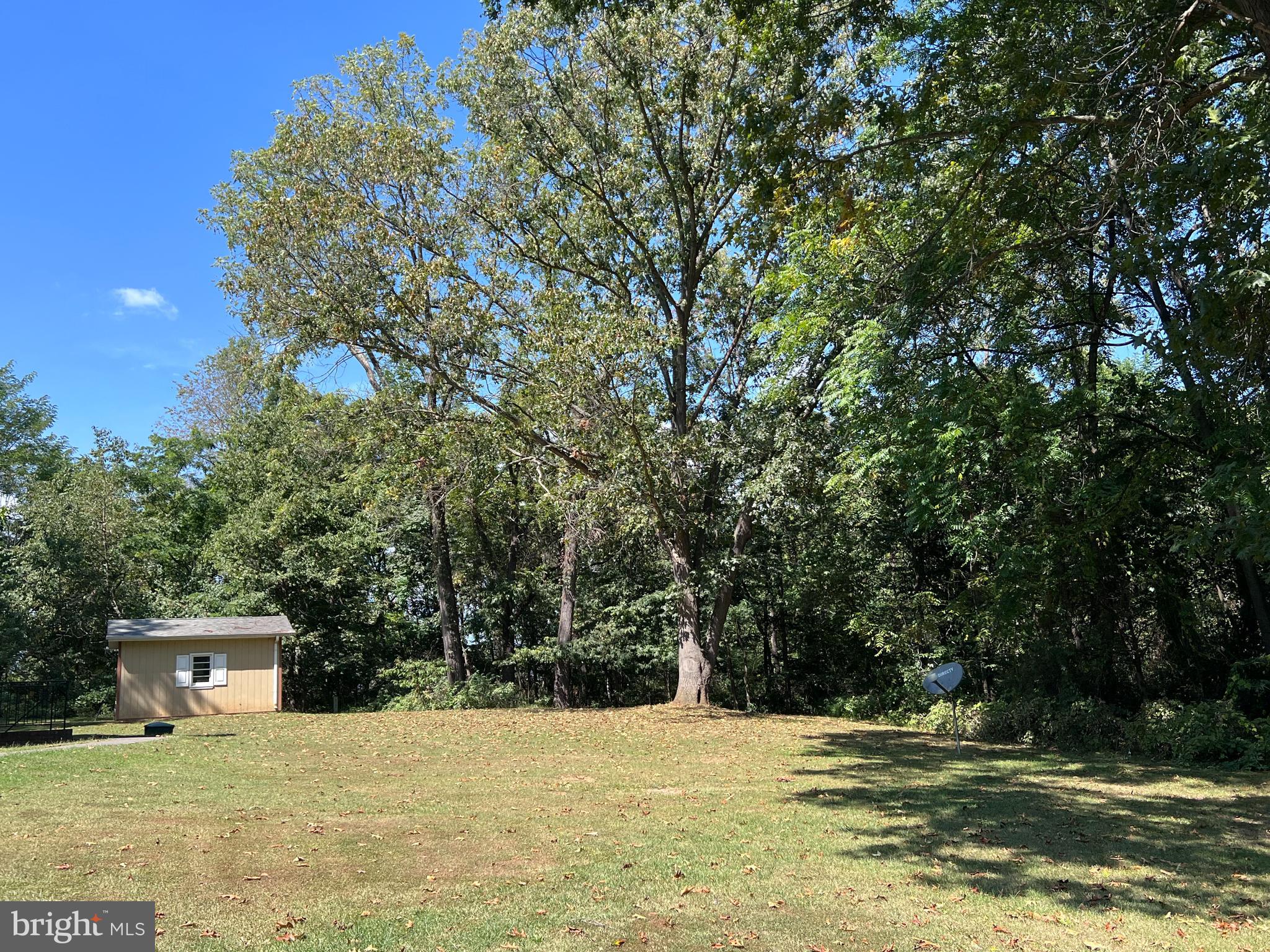 SPRING HOLLOW ESTATES - Residential