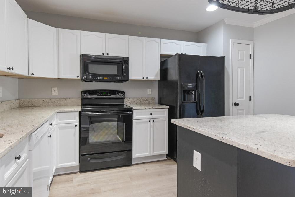 PRENTISS POINT - Residential