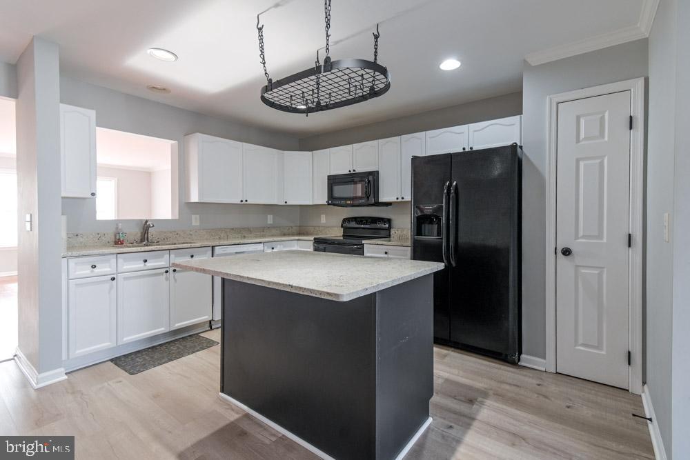 PRENTISS POINT - Residential