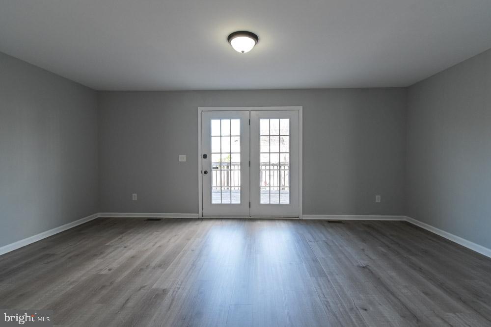 PRENTISS POINT - Residential