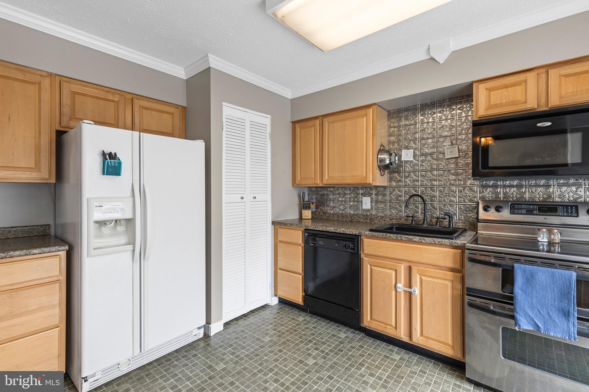 1 SYLVAN OAK WAY