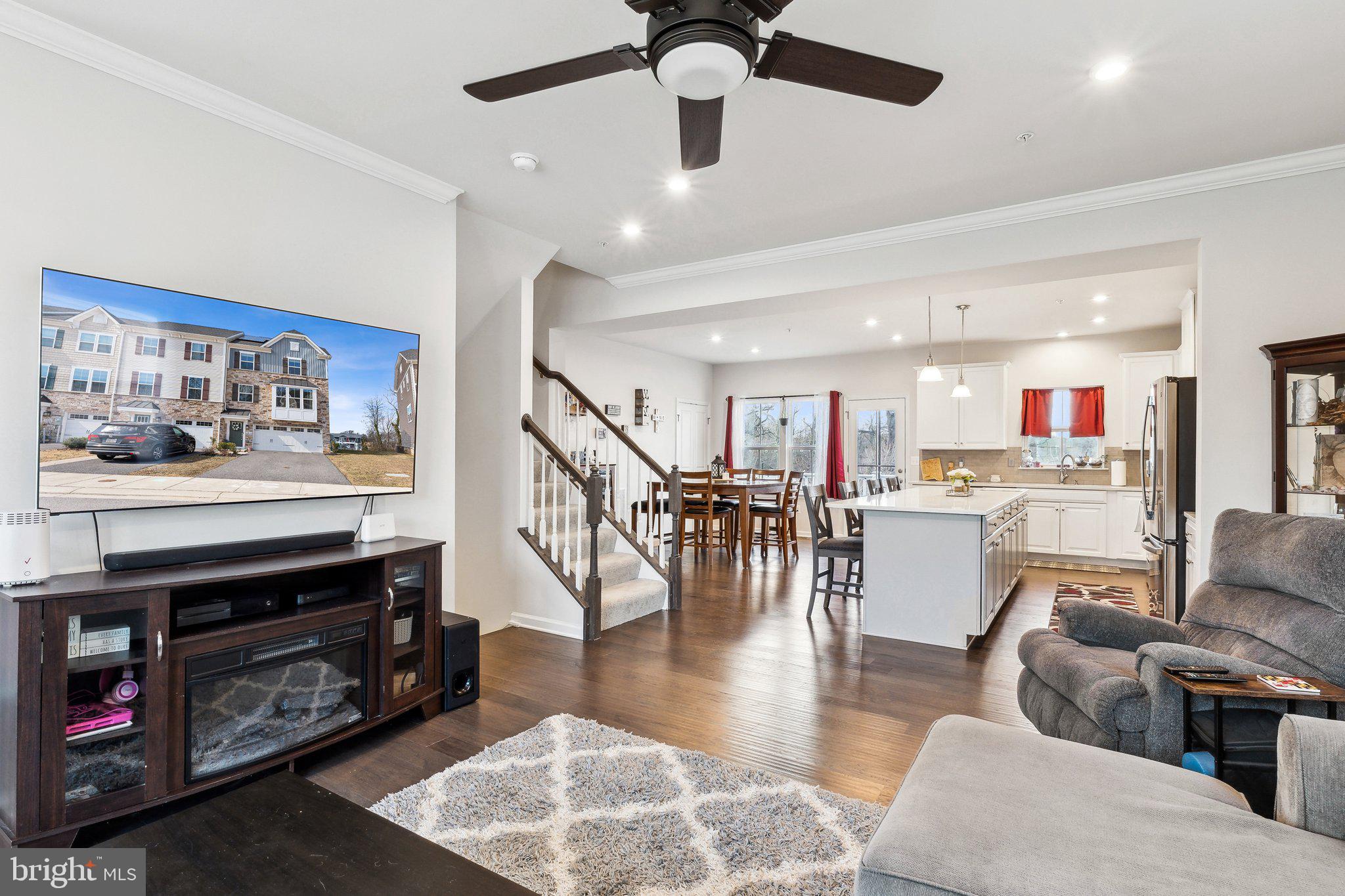 EDGEMERE/SPARROWS POINT - Residential