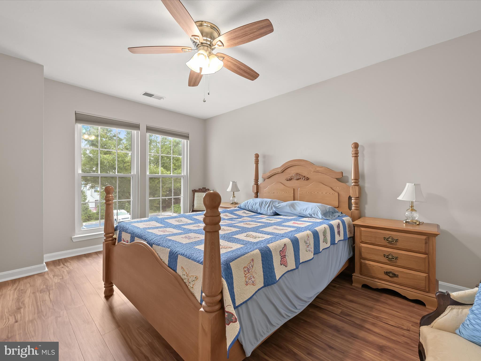 VILLAGE OF LONG REACH - Residential