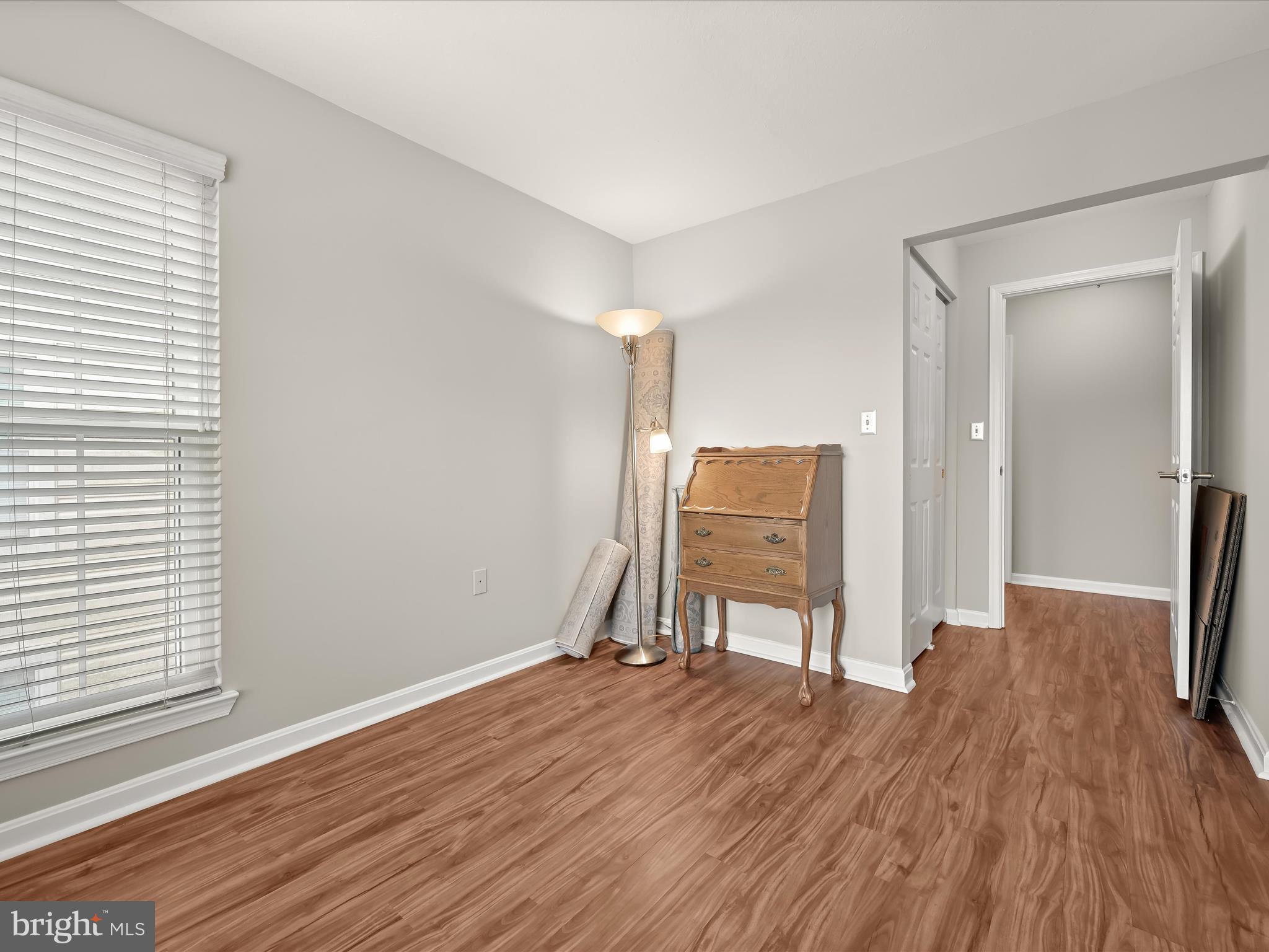 VILLAGE OF LONG REACH - Residential