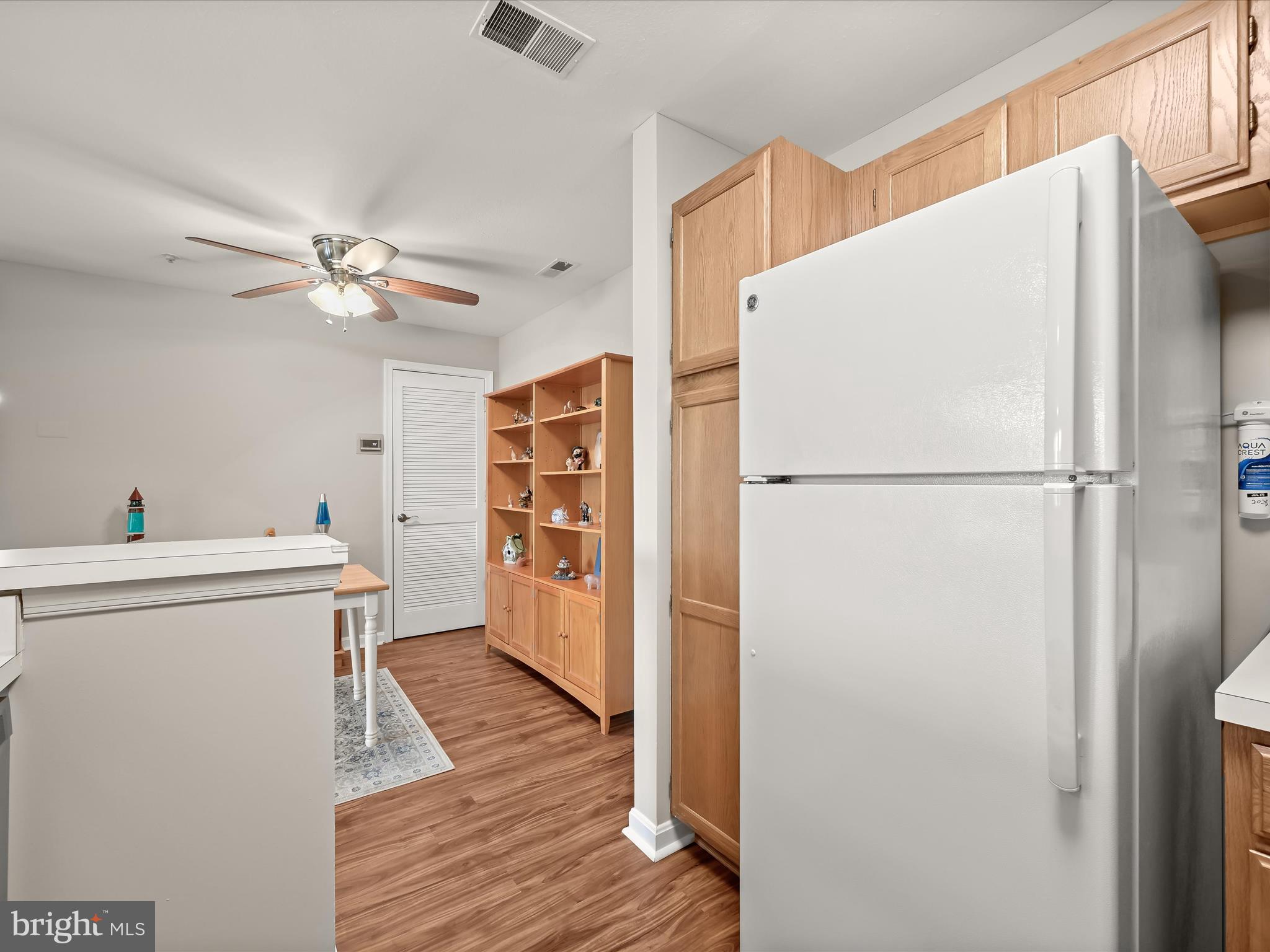 VILLAGE OF LONG REACH - Residential