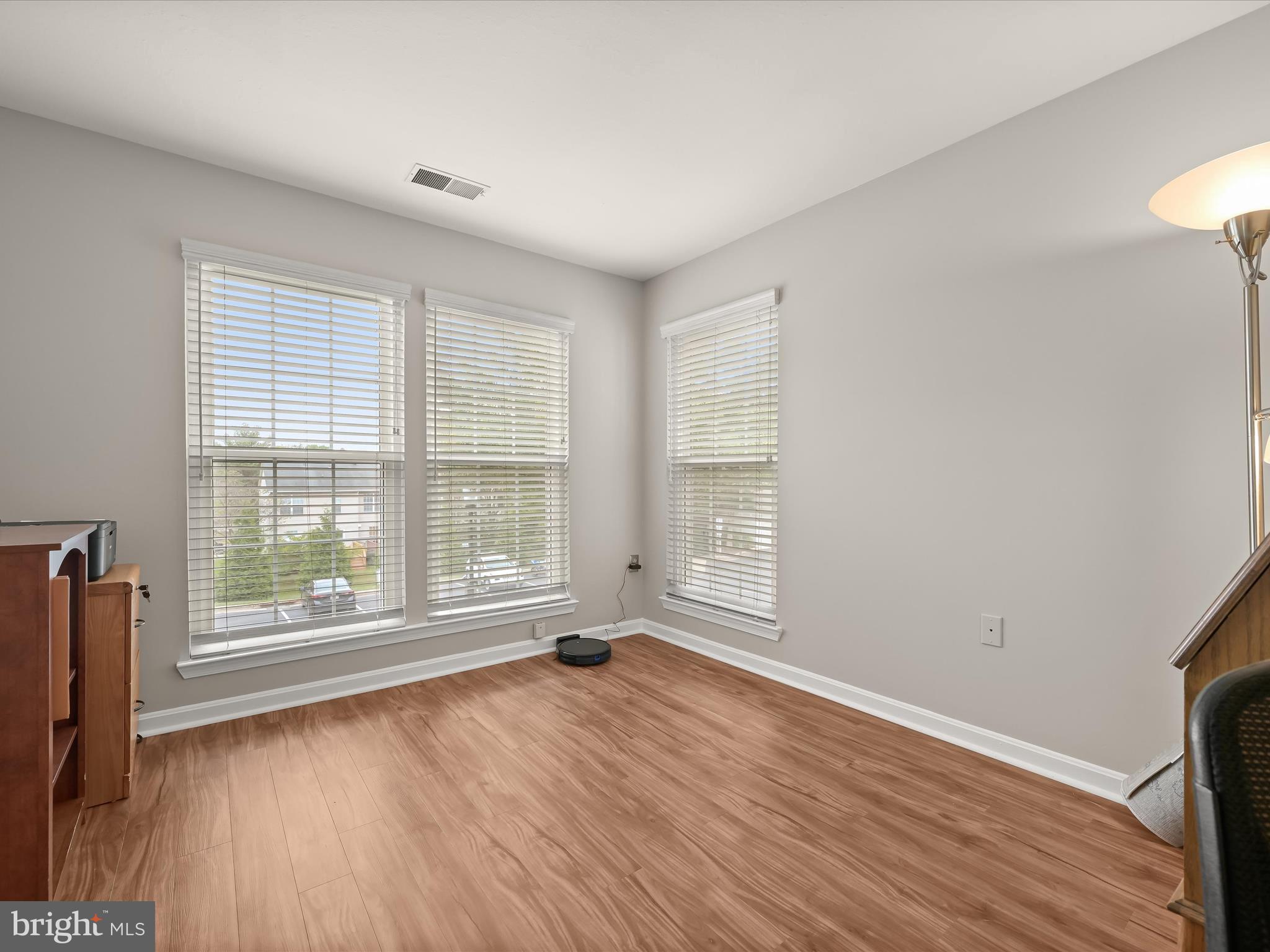 VILLAGE OF LONG REACH - Residential