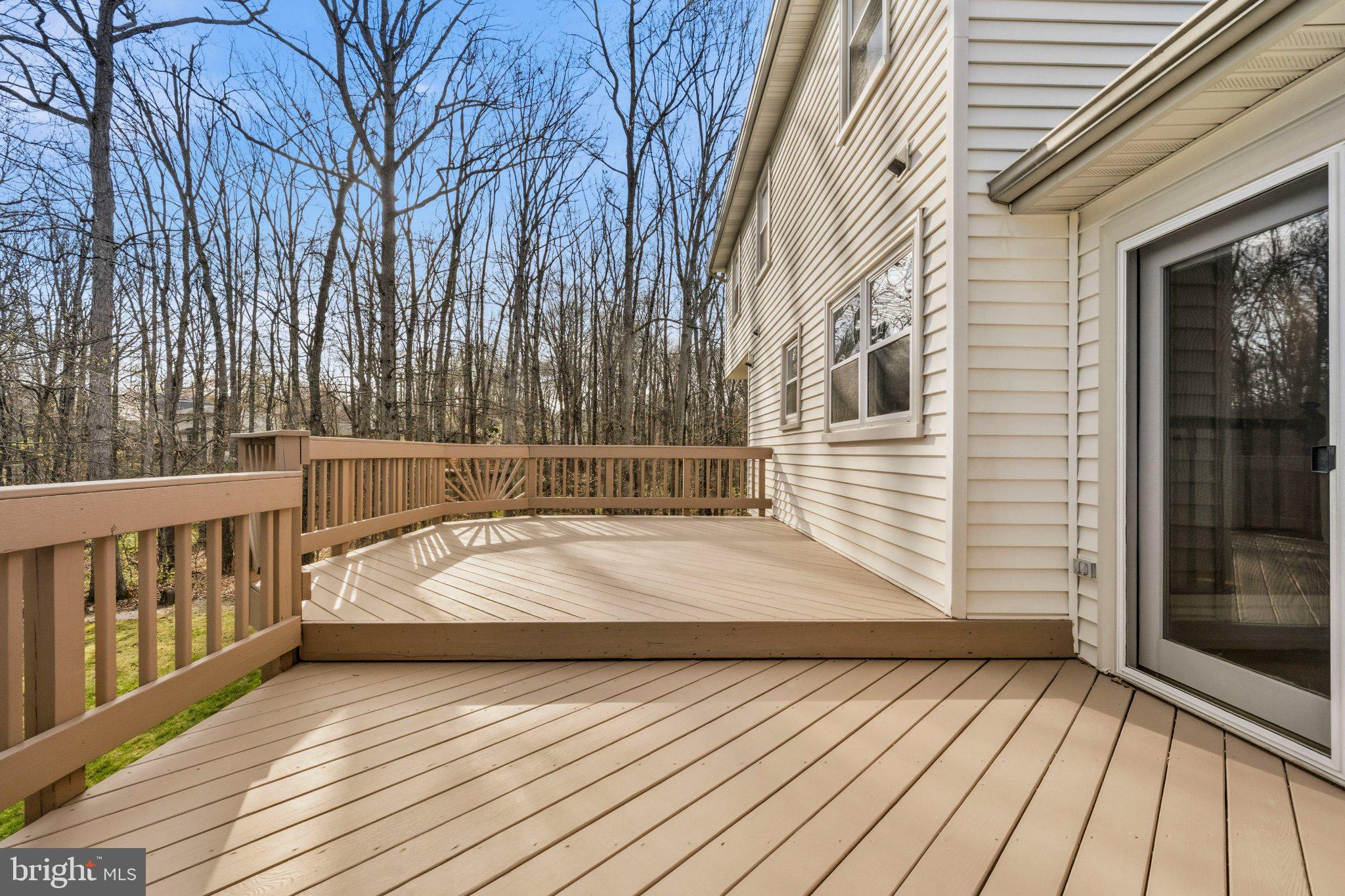 LONGWOOD KNOLLS - Residential