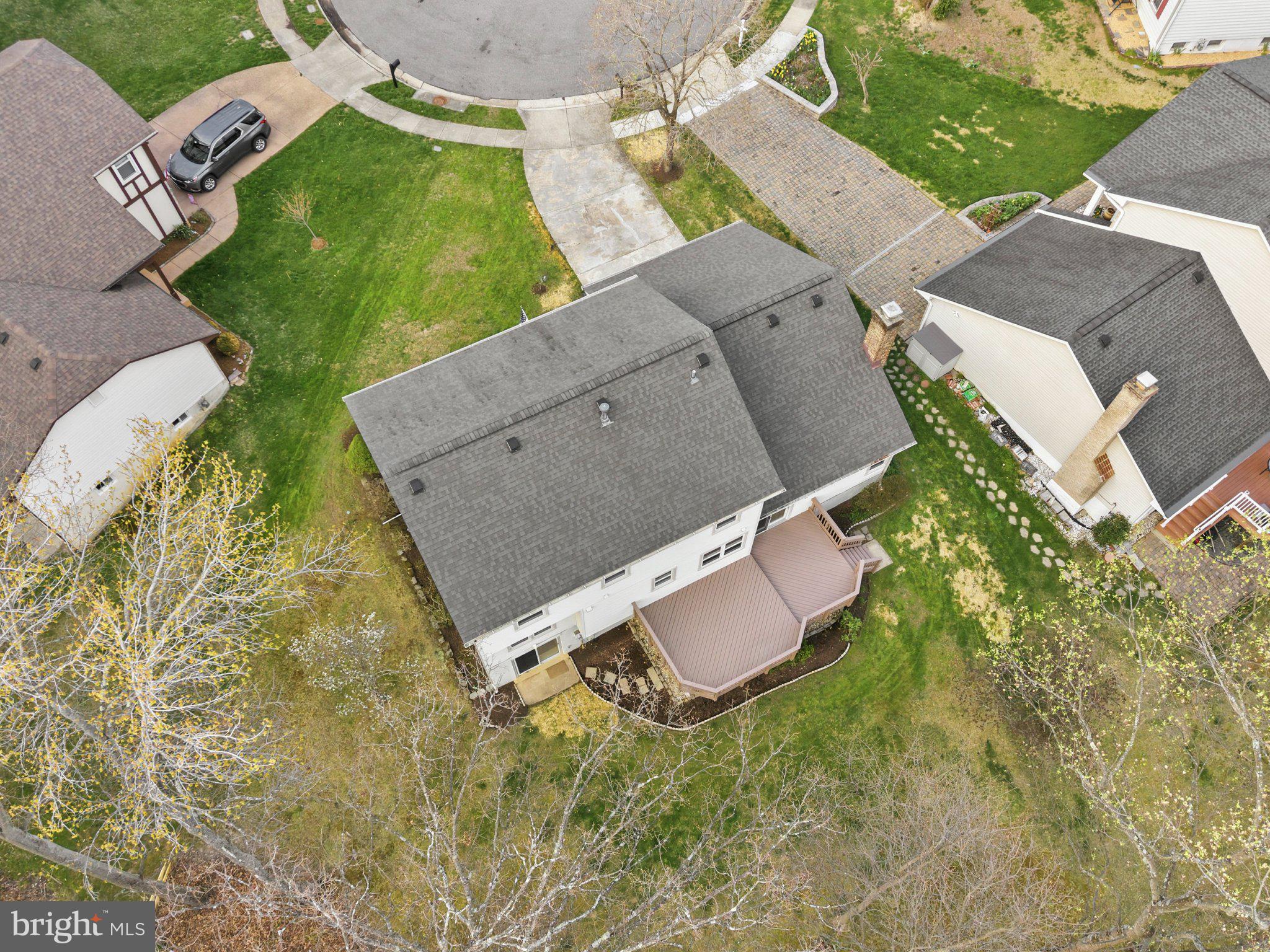 LONGWOOD KNOLLS - Residential