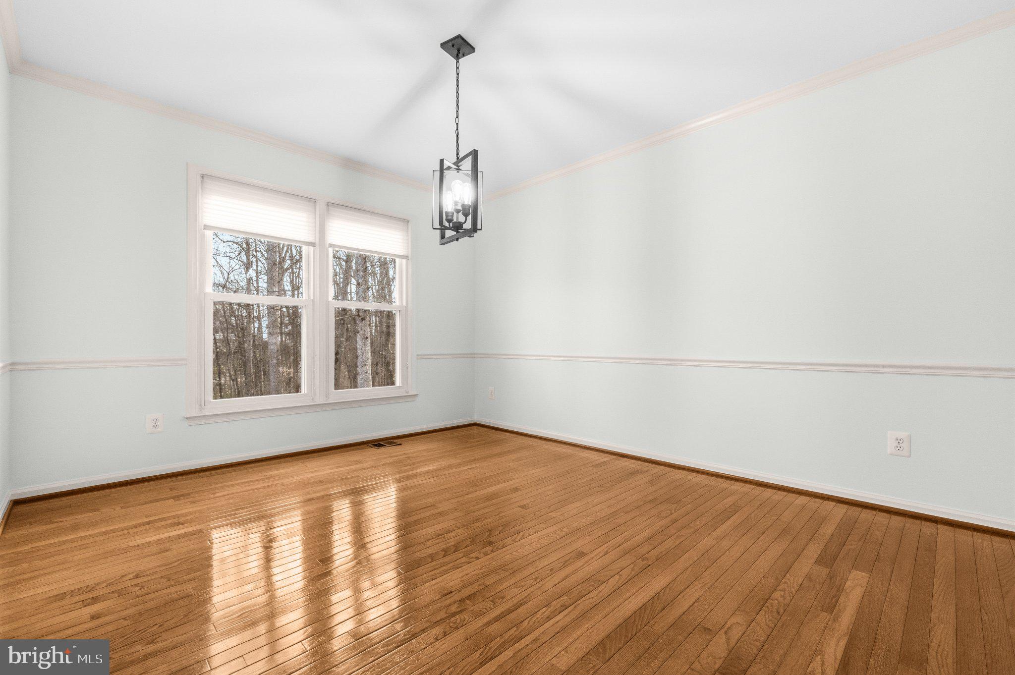 LONGWOOD KNOLLS - Residential