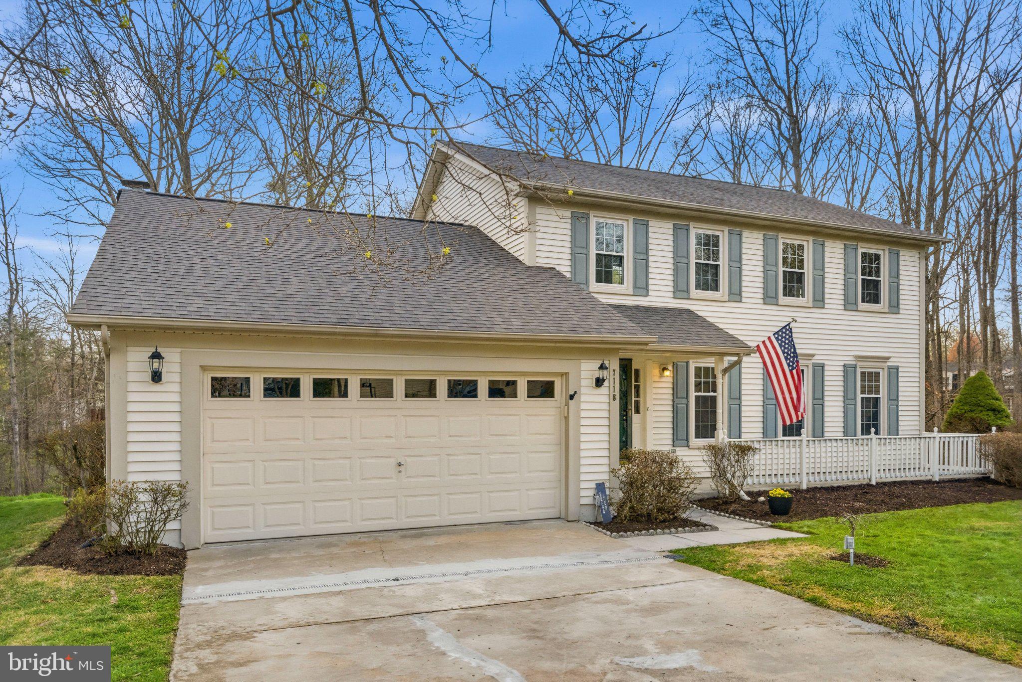 LONGWOOD KNOLLS - Residential