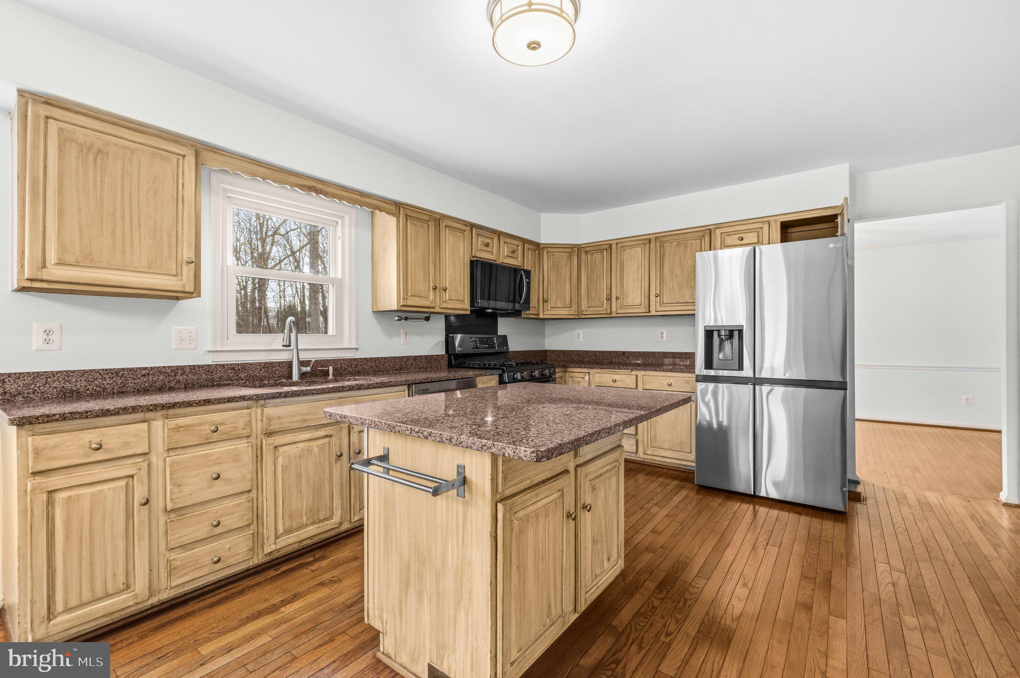 LONGWOOD KNOLLS - Residential