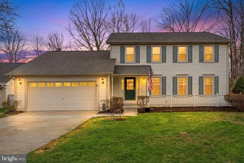 Homes For Sale - 7118 Counter Place<br/> BURKE, VA 22015