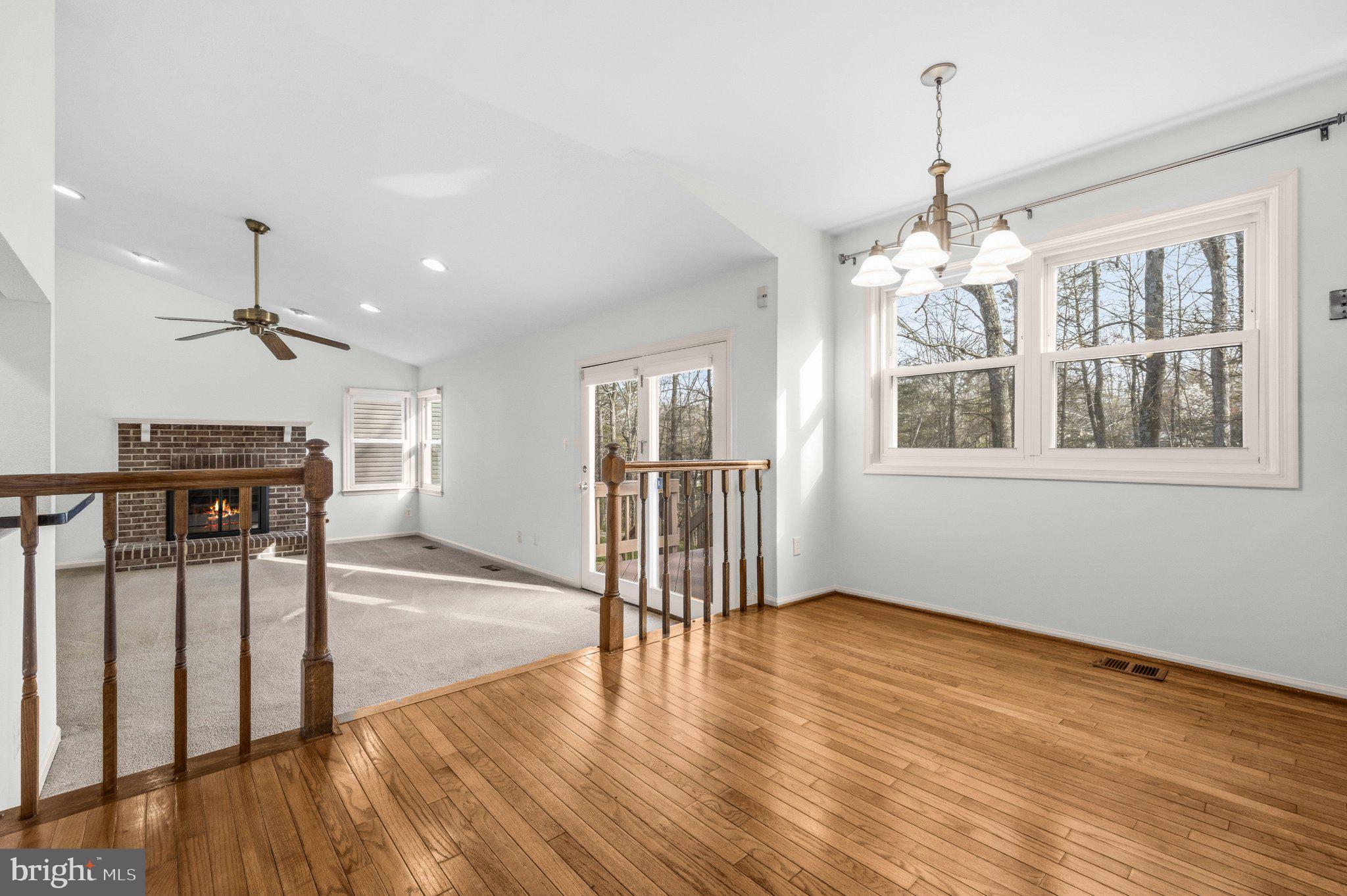 LONGWOOD KNOLLS - Residential