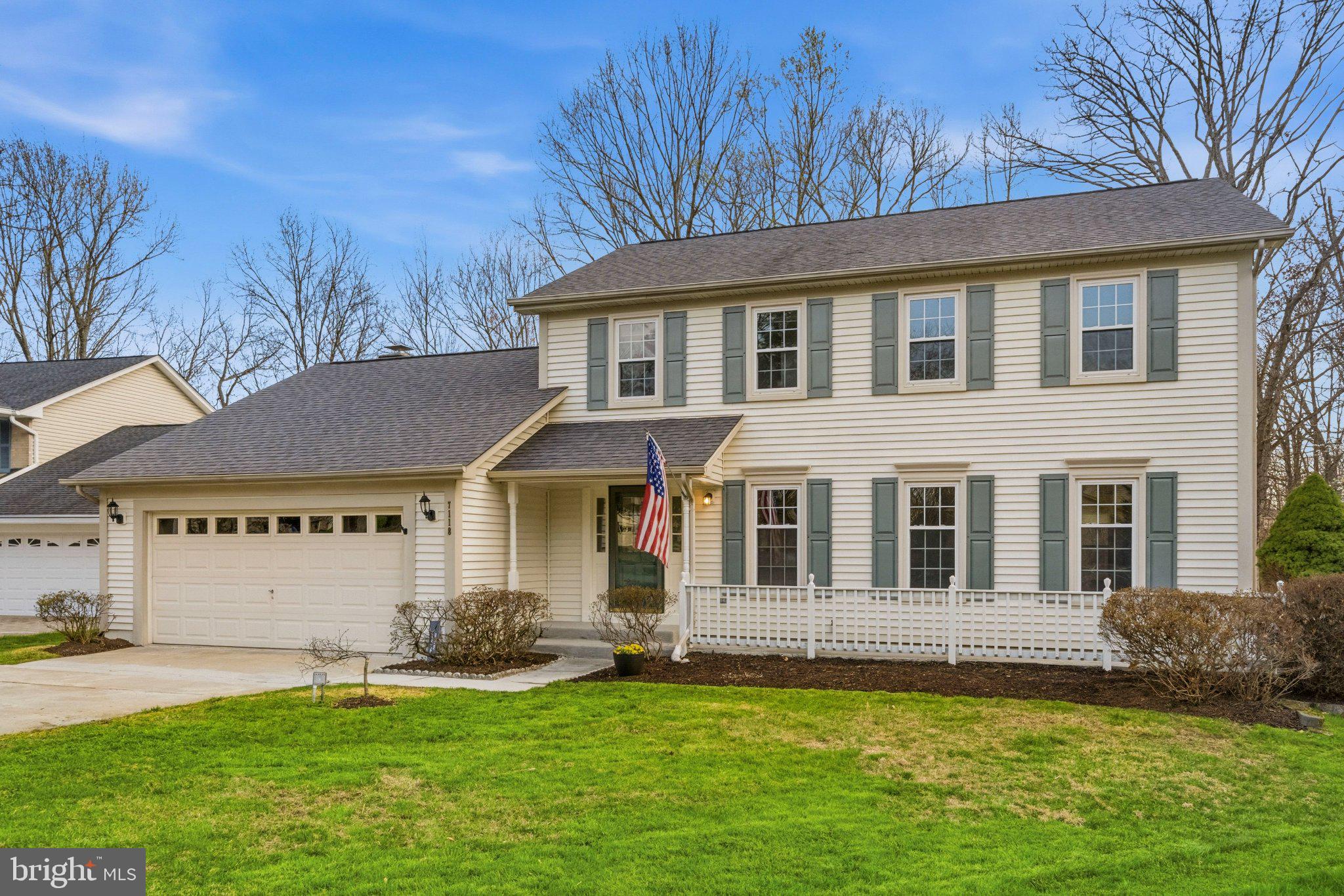 LONGWOOD KNOLLS - Residential