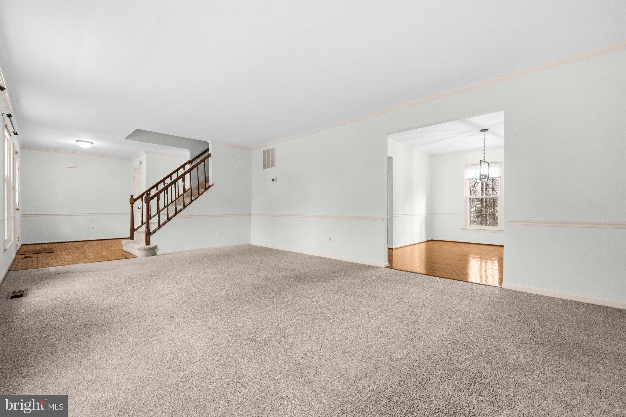 LONGWOOD KNOLLS - Residential