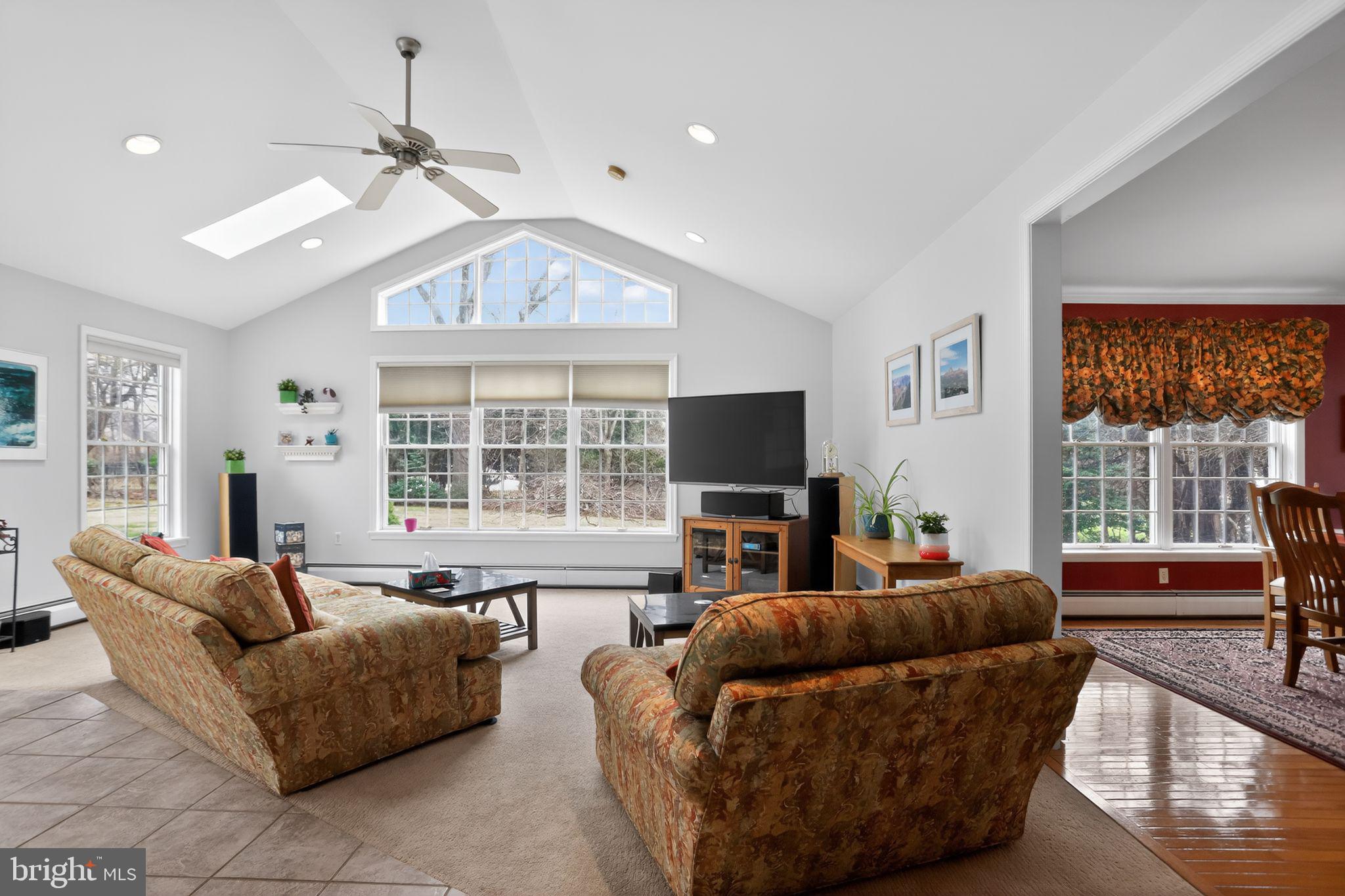 HAMILTON PARK - Residential