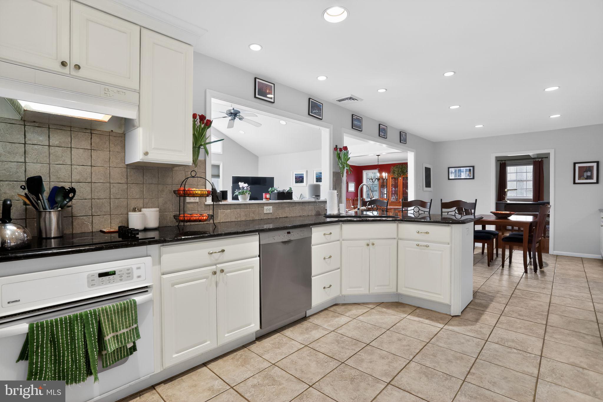 HAMILTON PARK - Residential