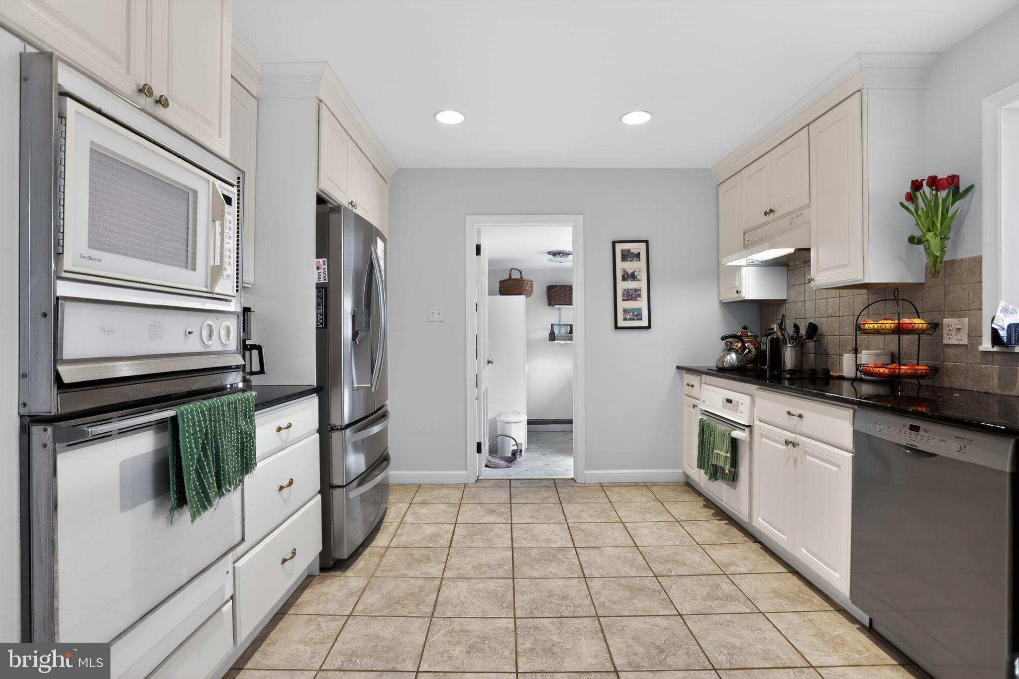 HAMILTON PARK - Residential