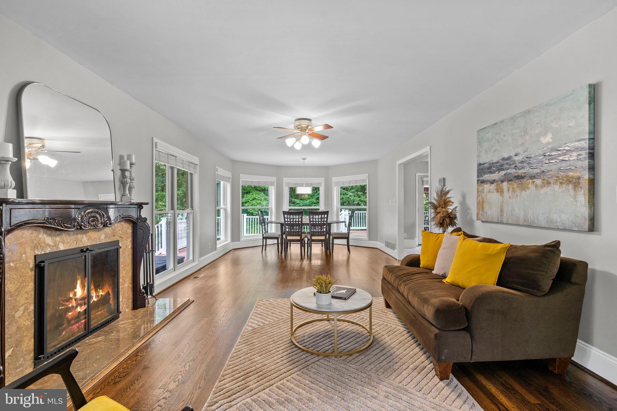 SPRING FIELDS - Residential