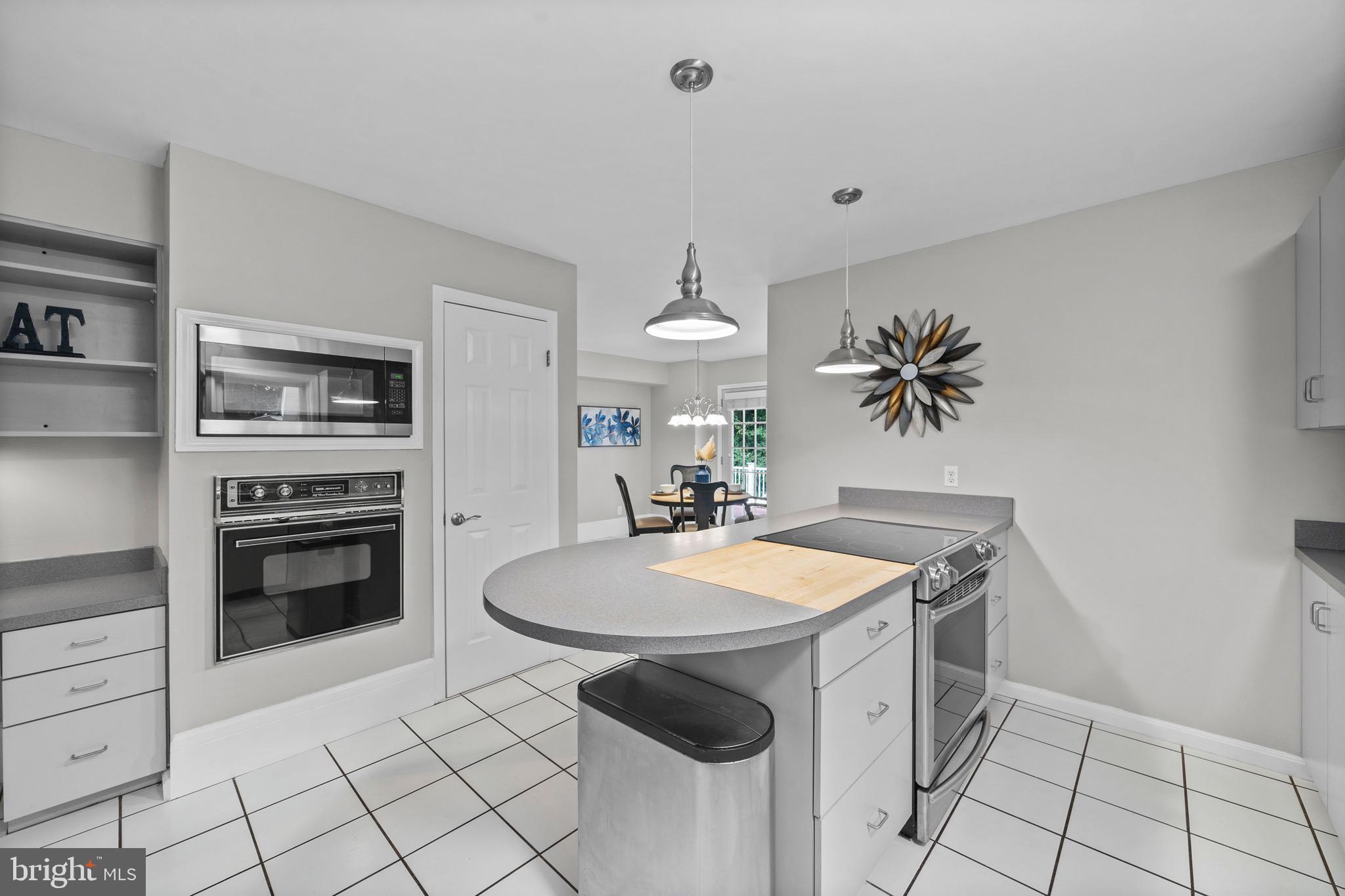 SPRING FIELDS - Residential