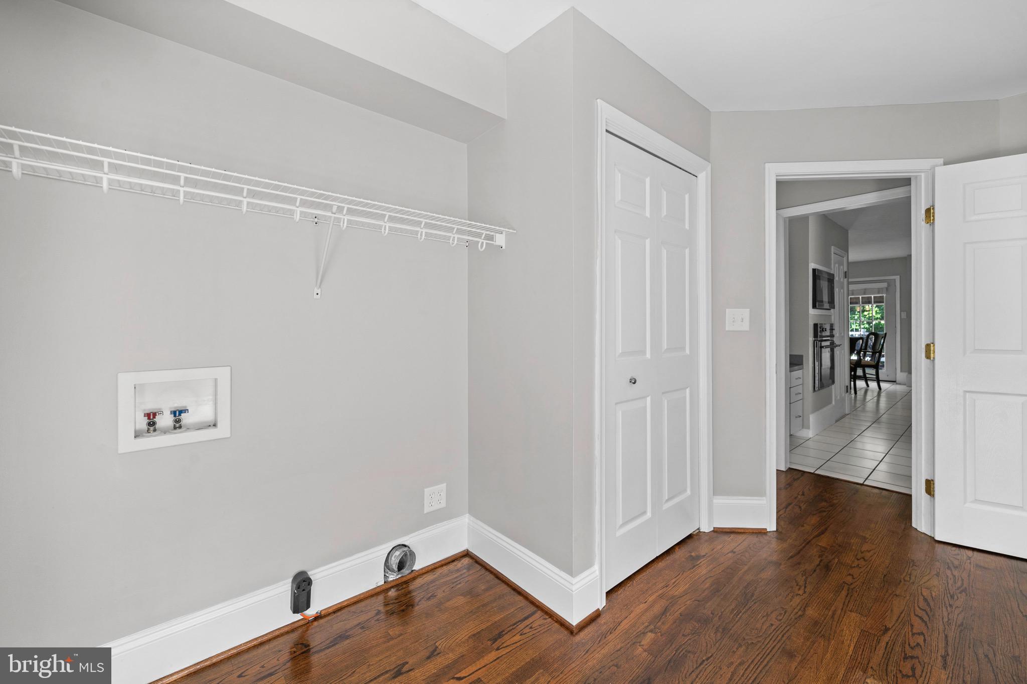 SPRING FIELDS - Residential