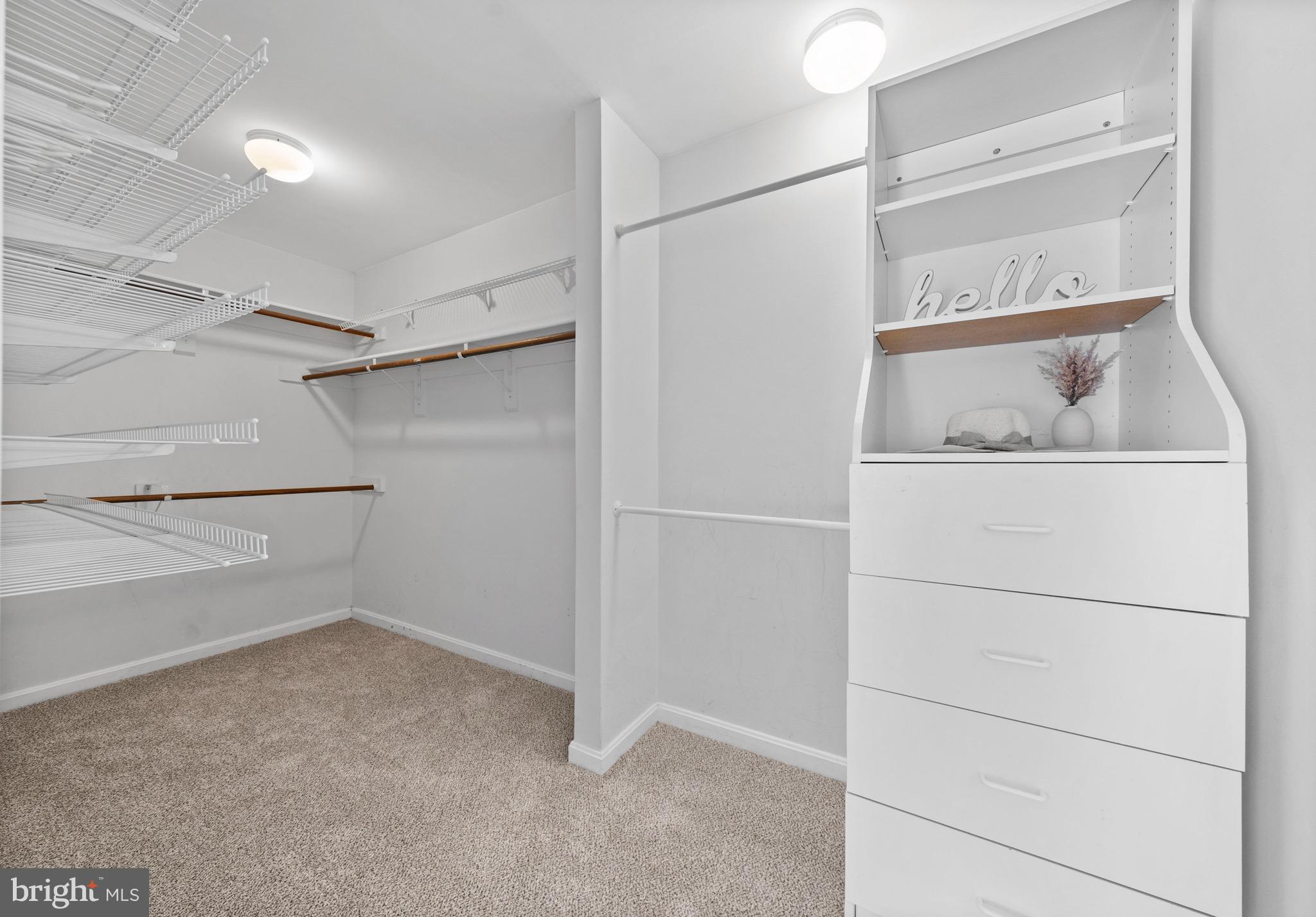 SPRING FIELDS - Residential