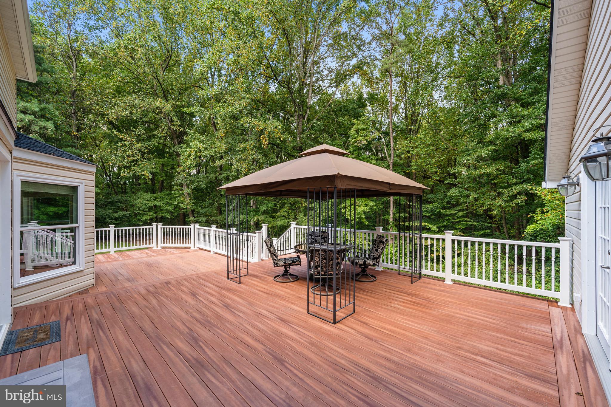 SPRING FIELDS - Residential