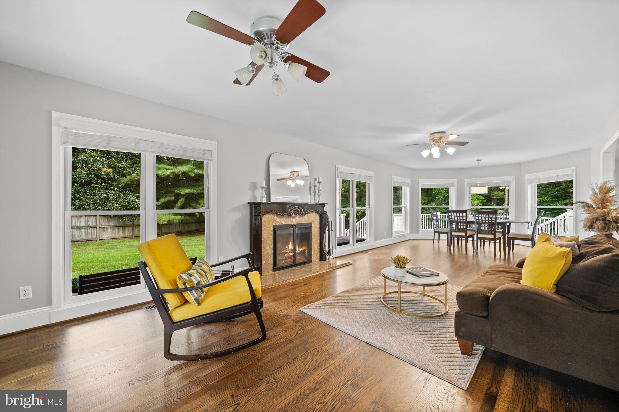 SPRING FIELDS - Residential