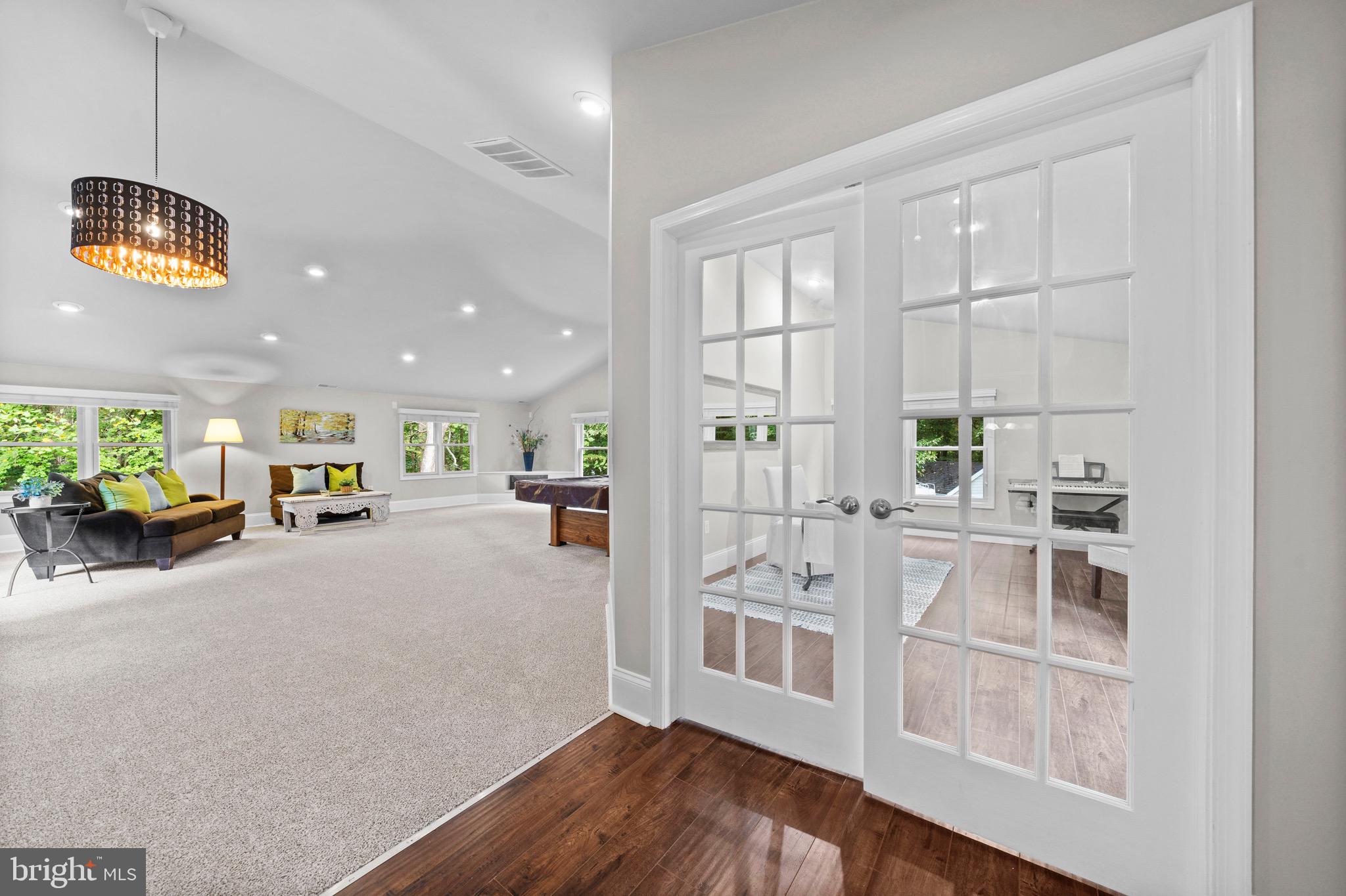 SPRING FIELDS - Residential