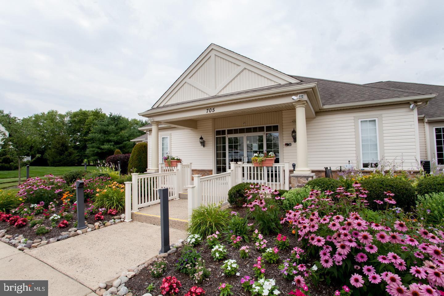 BLUESTONE CREEK - Residential