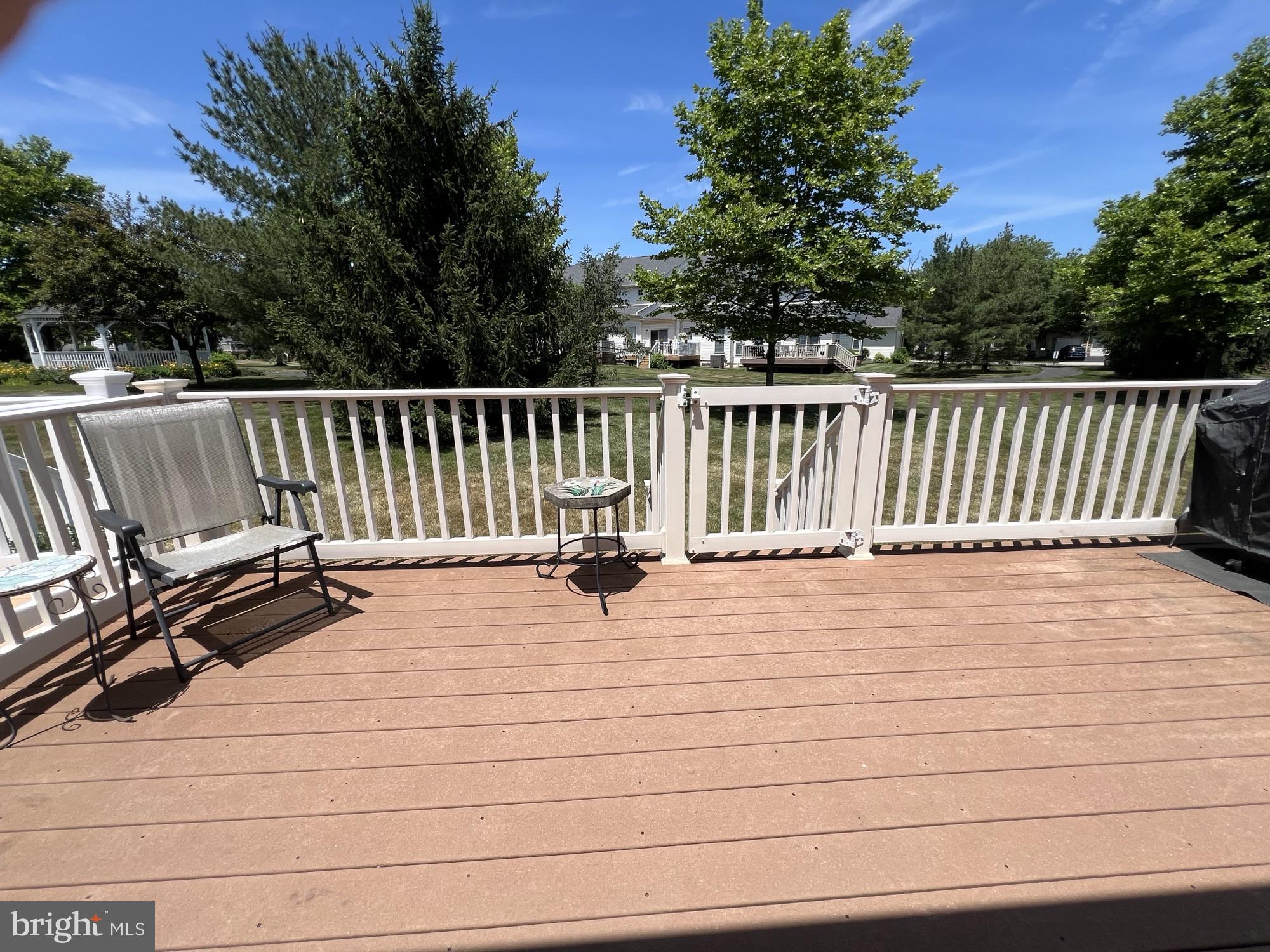 BLUESTONE CREEK - Residential