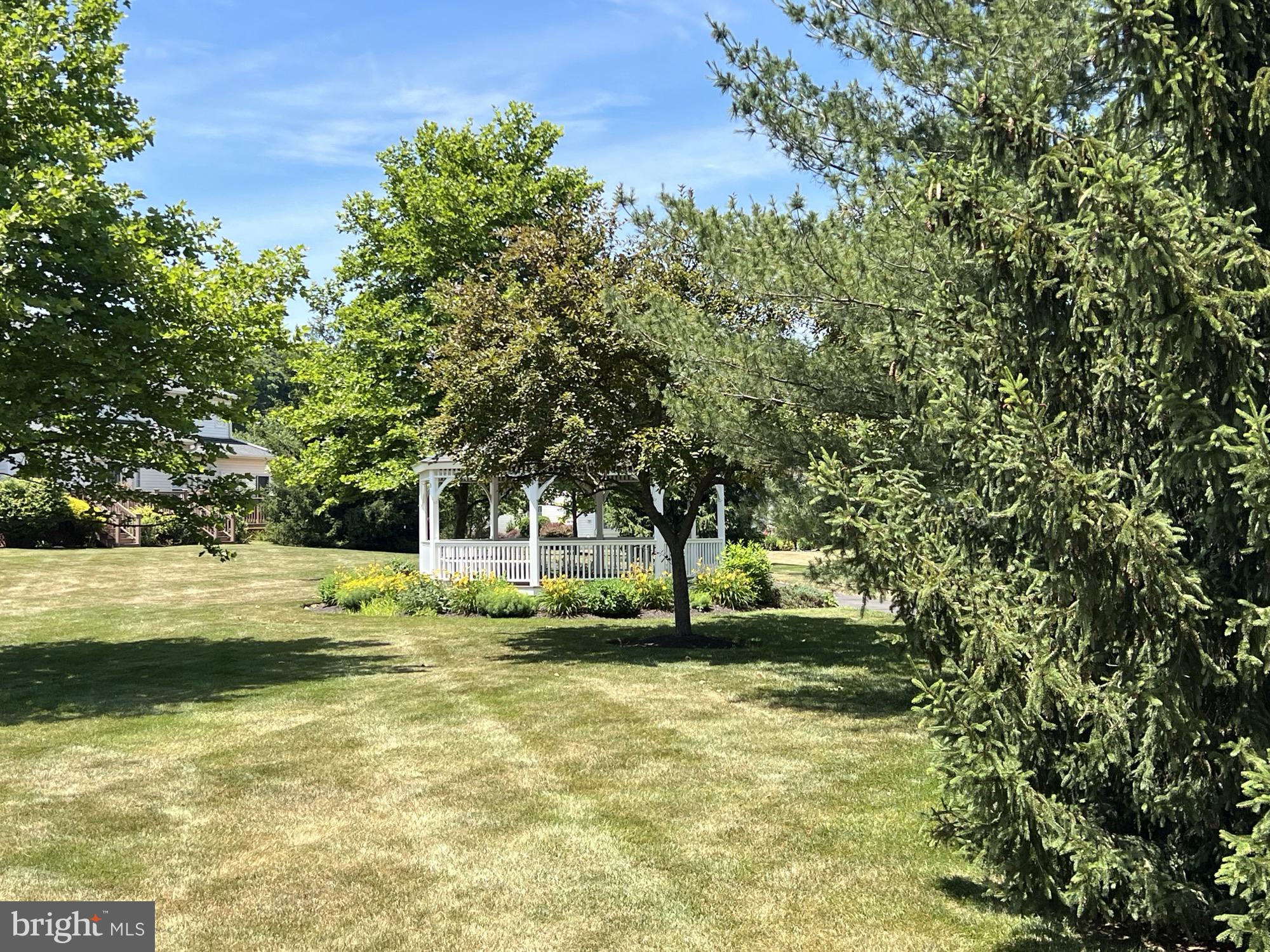 BLUESTONE CREEK - Residential