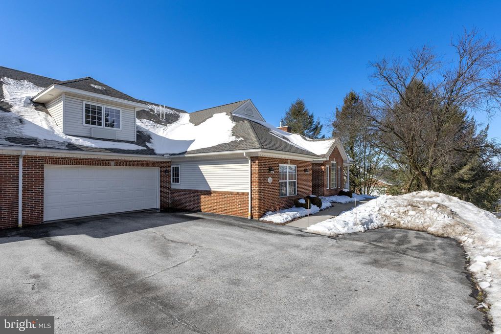 Photo of 3291 Shellers Bend #718, STATE COLLEGE, PA 16801 (MLS # PACE2517686)