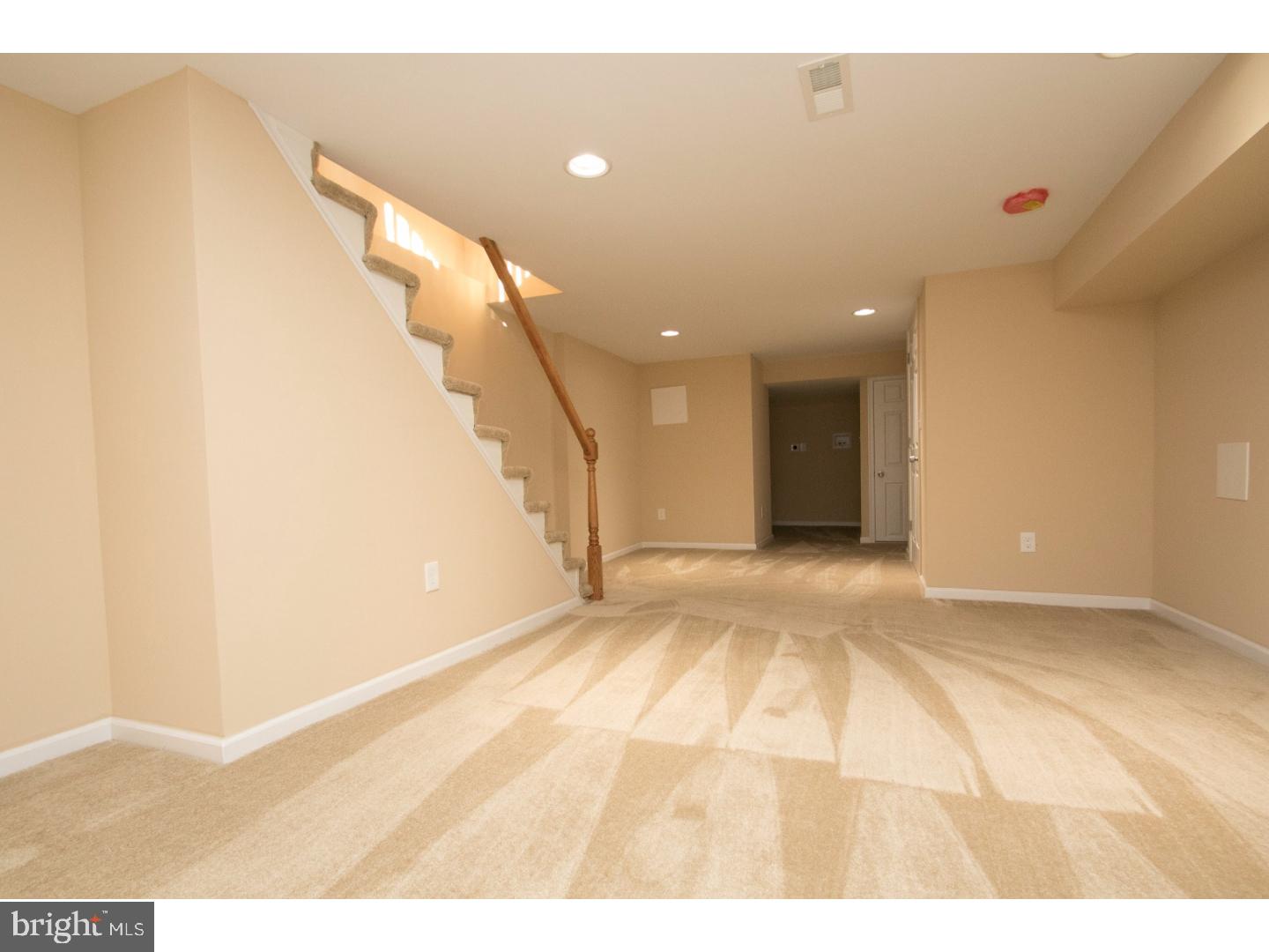 WEST OAK LANE - Residential