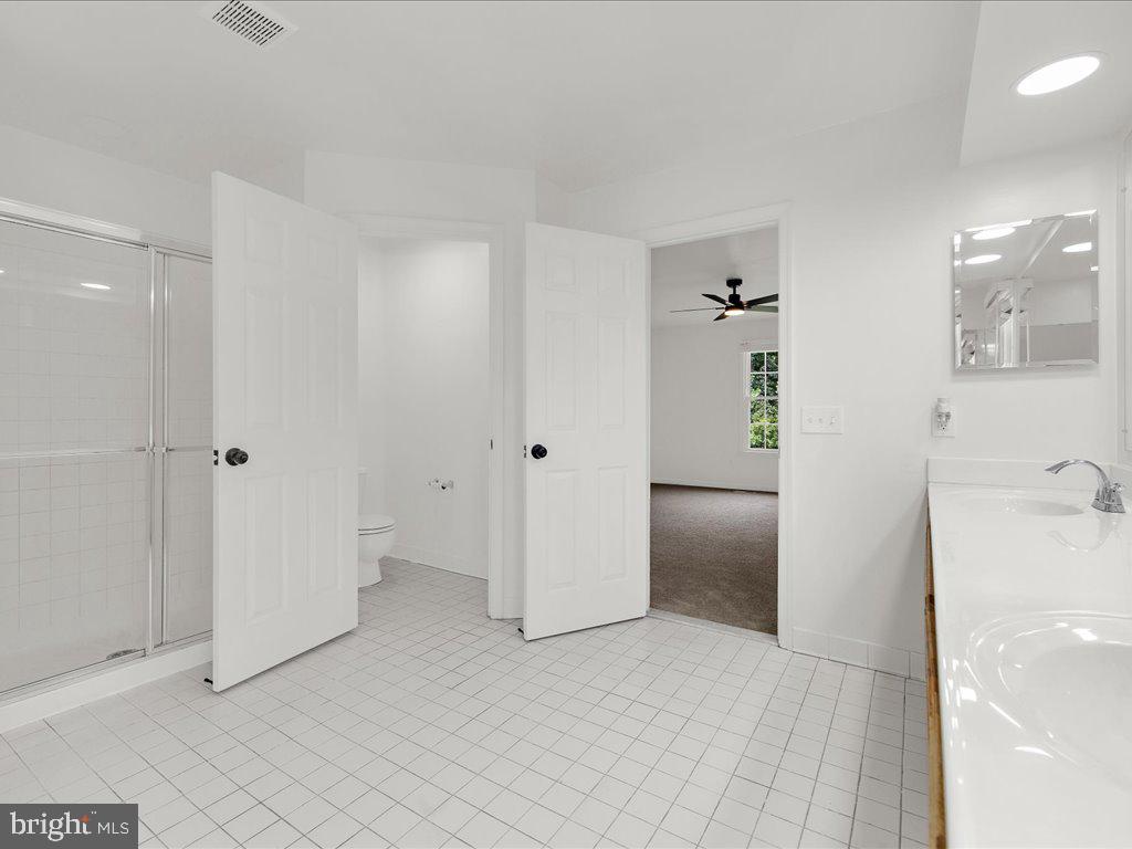 ROLLING RIDGE - Residential