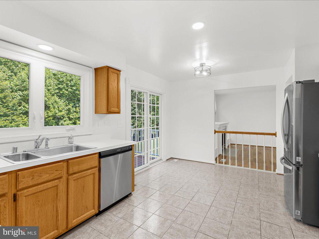 ROLLING RIDGE - Residential