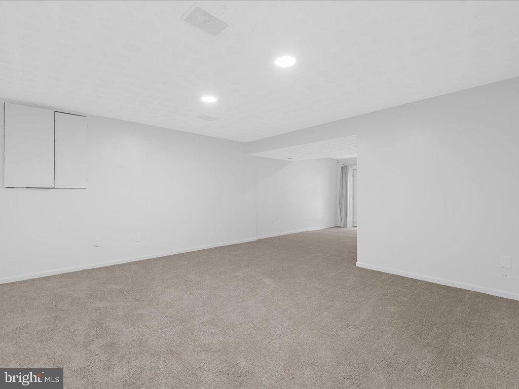 ROLLING RIDGE - Residential