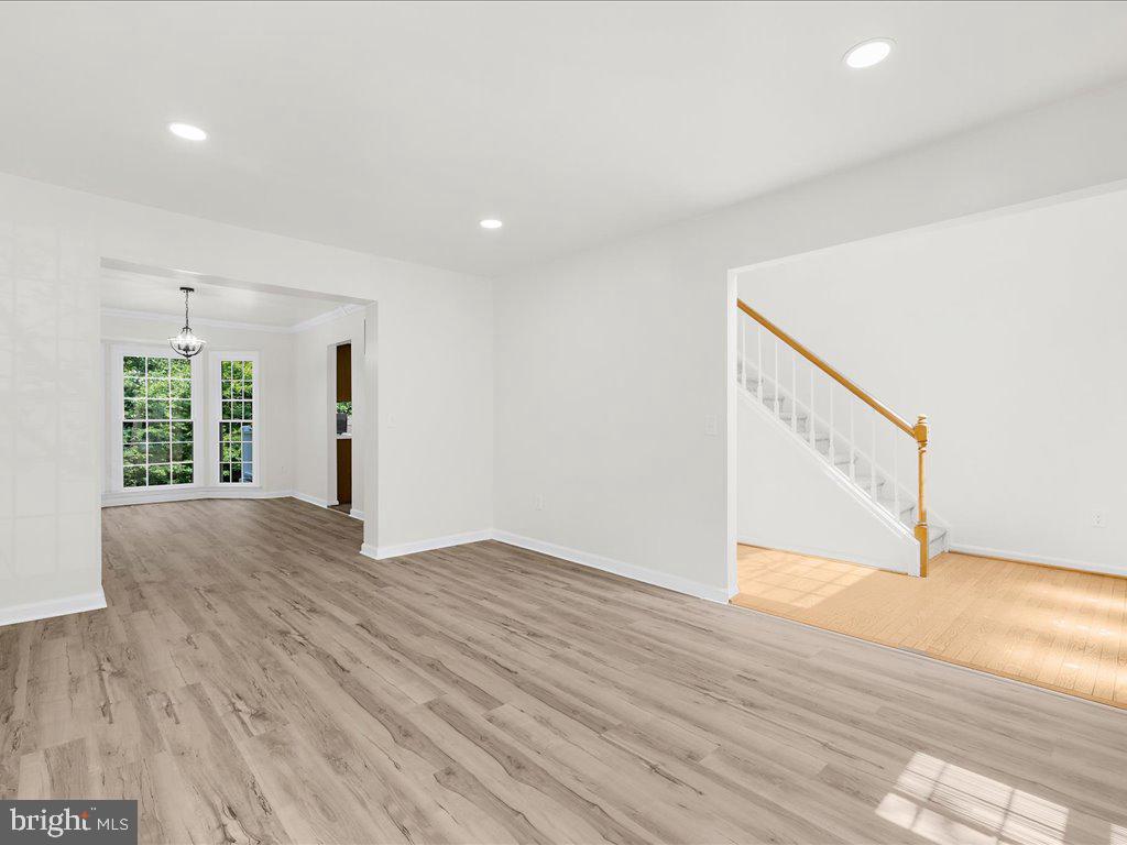 ROLLING RIDGE - Residential