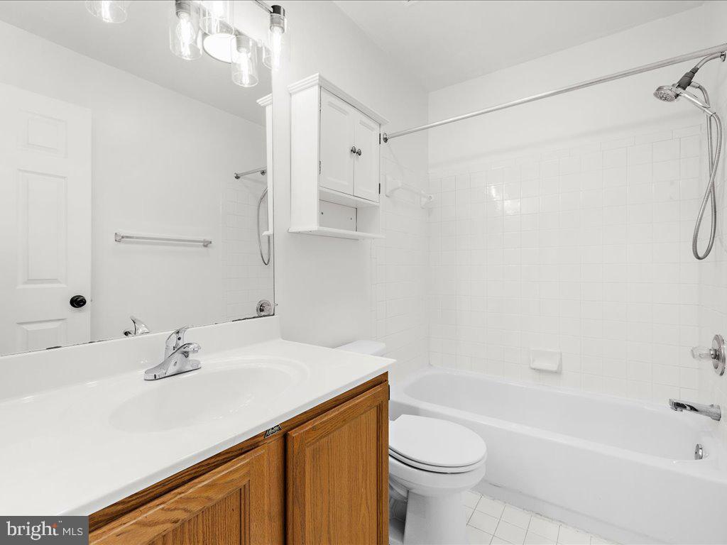 ROLLING RIDGE - Residential