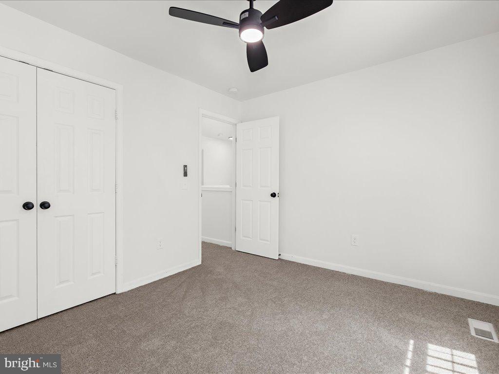 ROLLING RIDGE - Residential