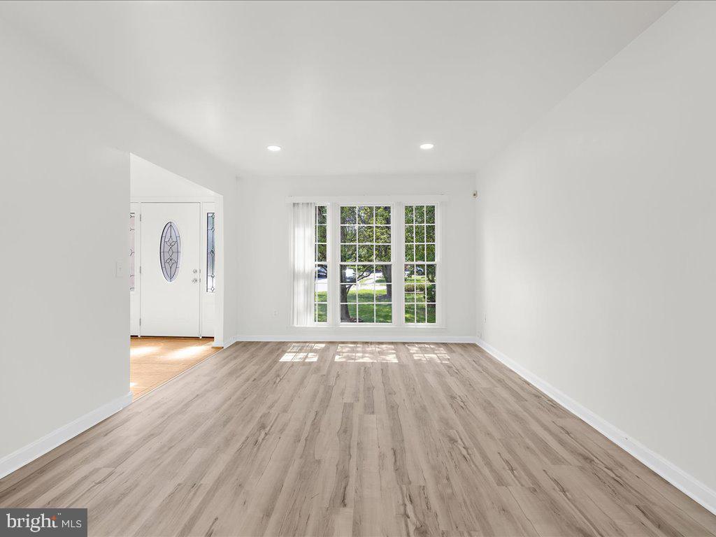 ROLLING RIDGE - Residential