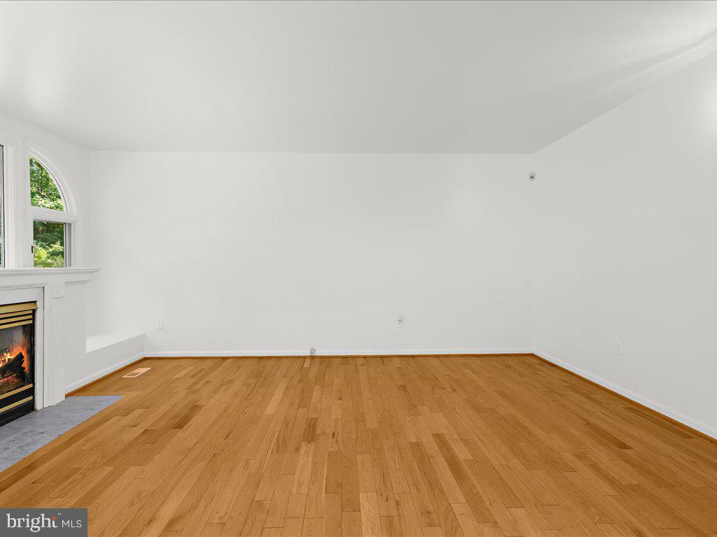 ROLLING RIDGE - Residential