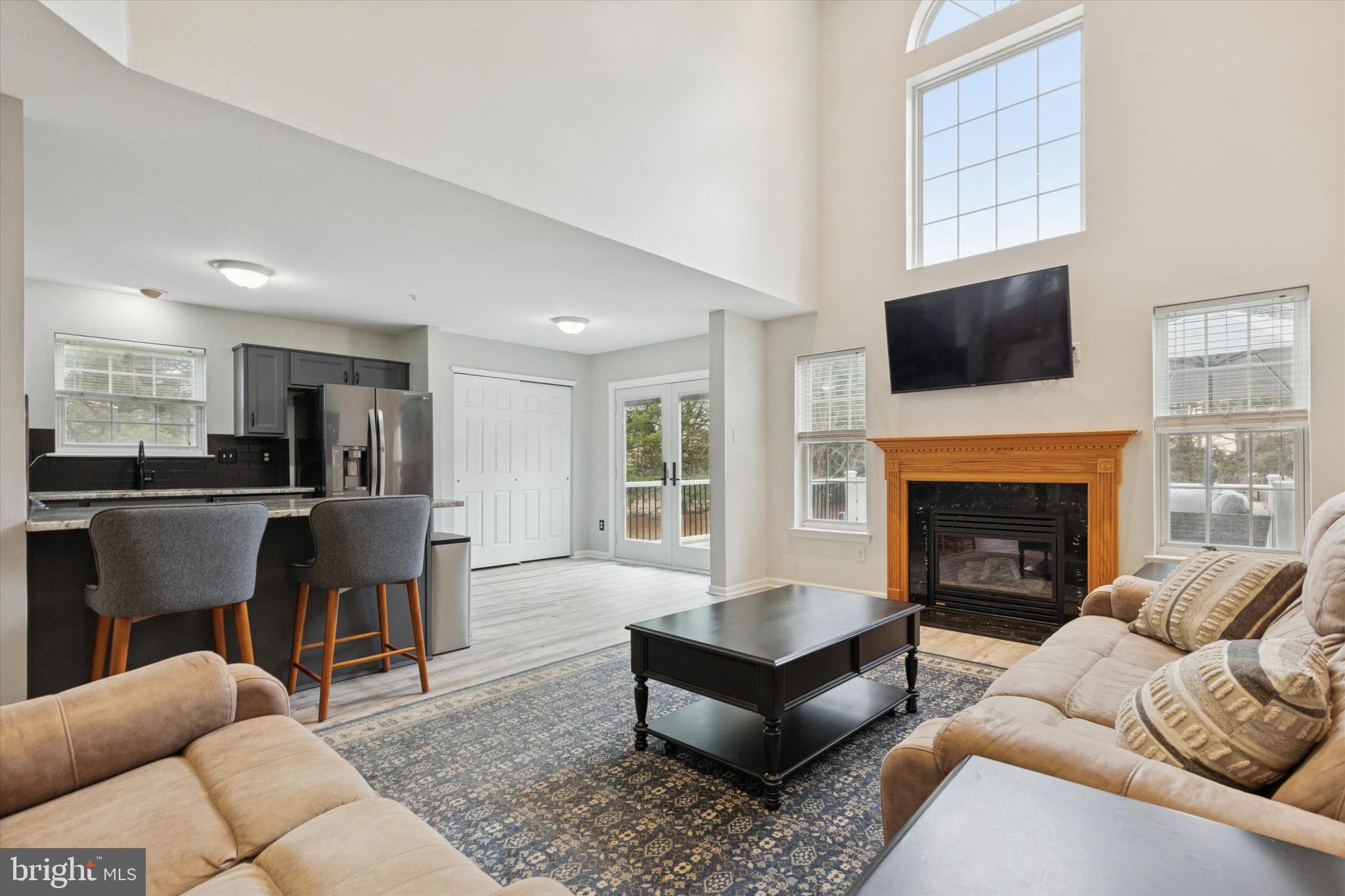 COURTS AT WOODFIEL - Residential