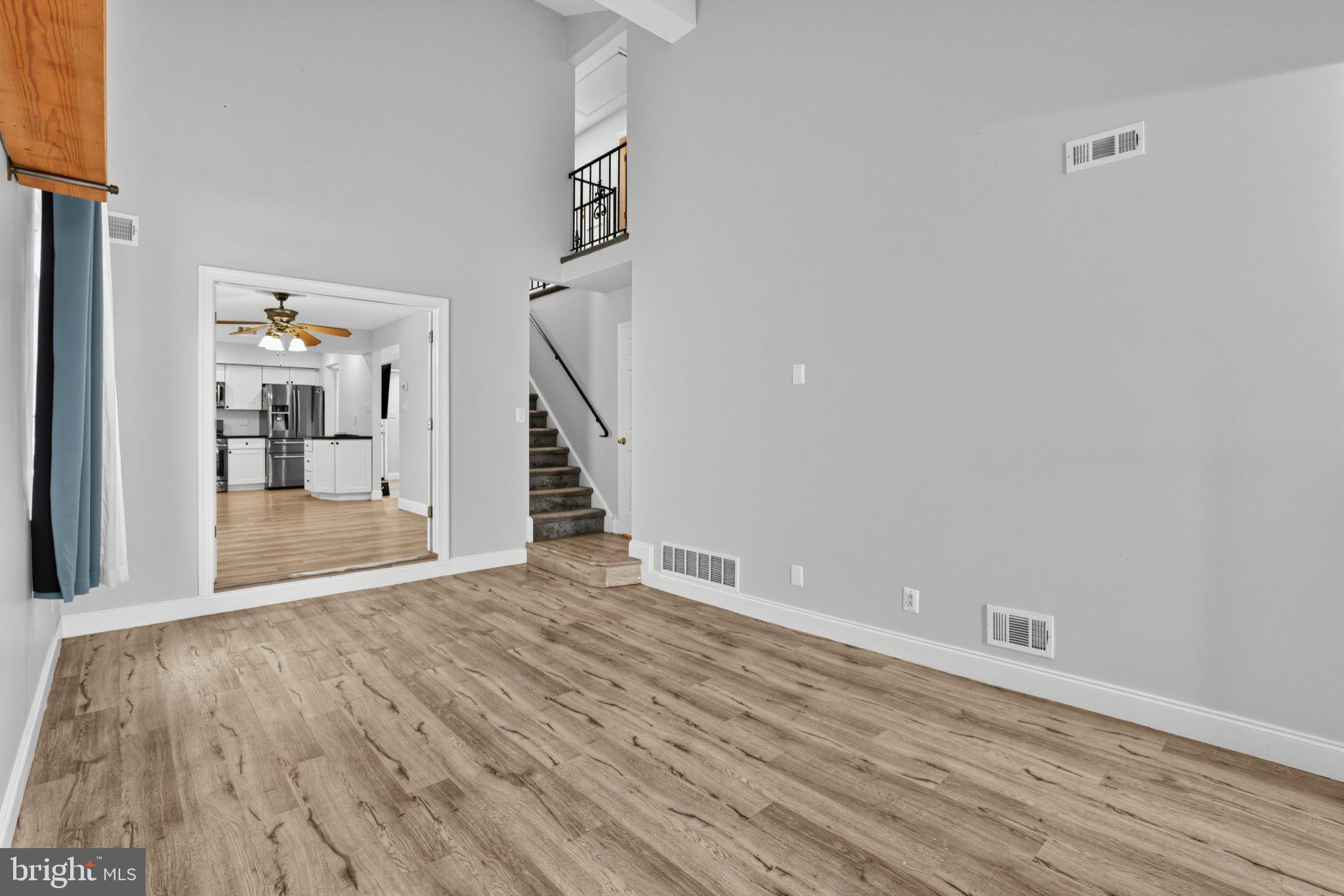 823 BARLOW STREET