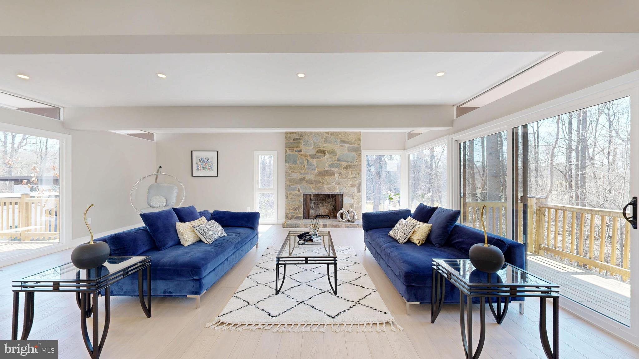 RESTON - Residential