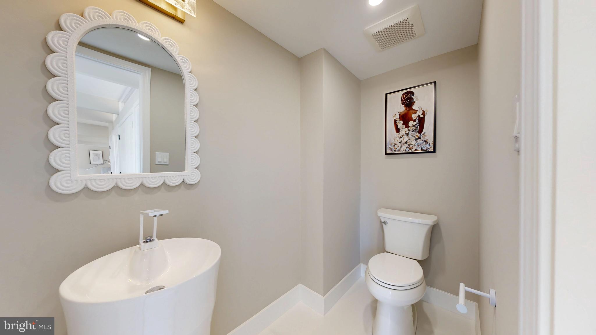 RESTON - Residential